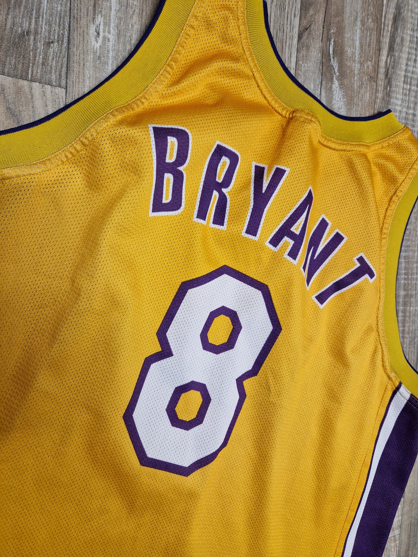 Kobe Bryant Los Angeles Lakers Jersey Size XL