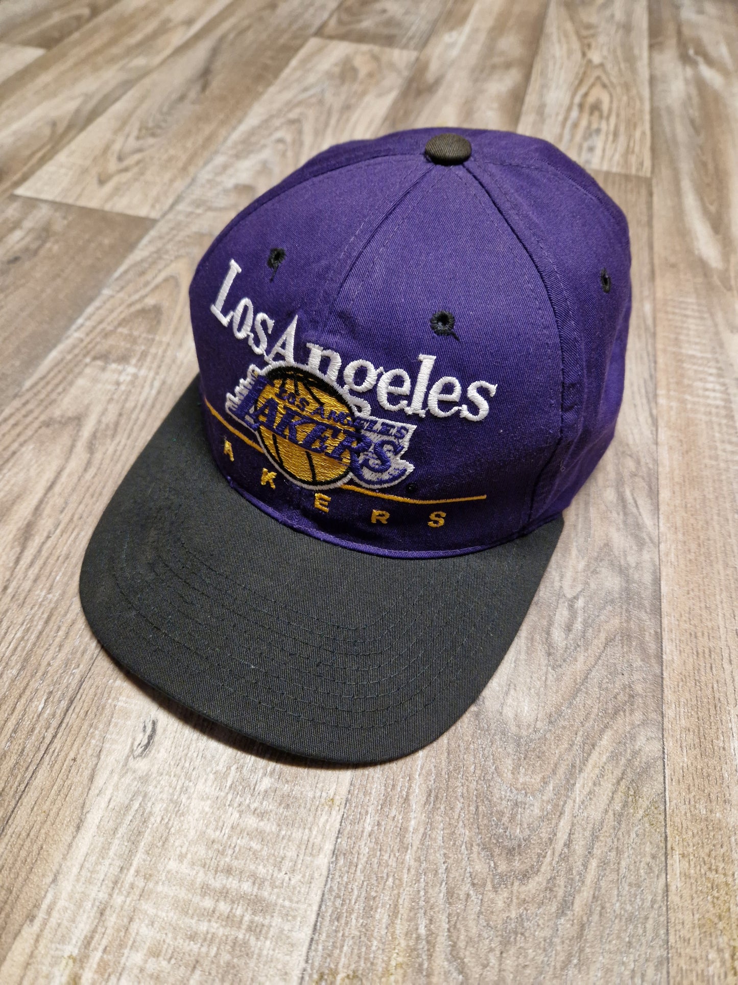 Los Angeles Lakers Snapback Hat