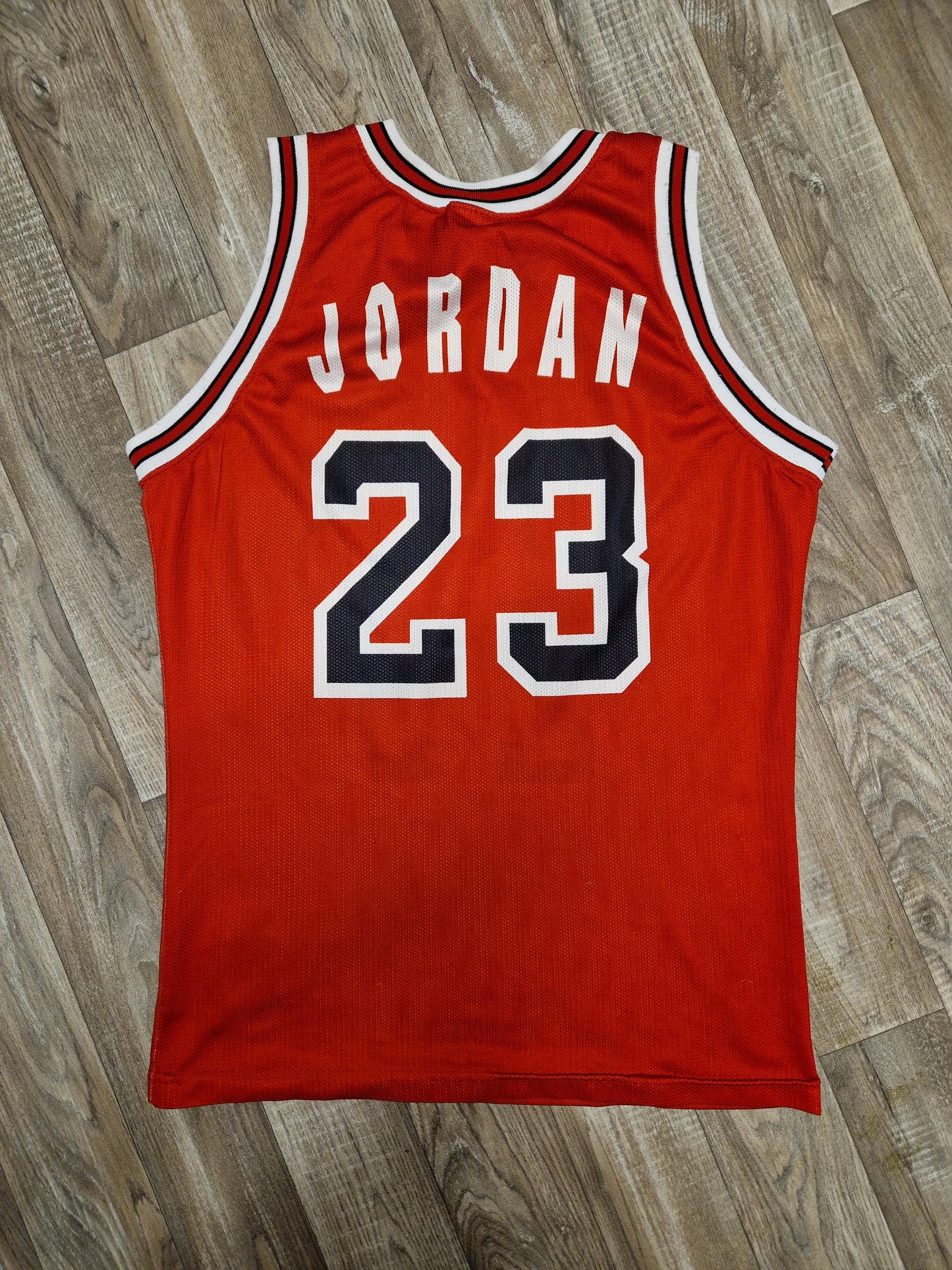 Michael Jordan Chicago Bulls Jersey Size Small