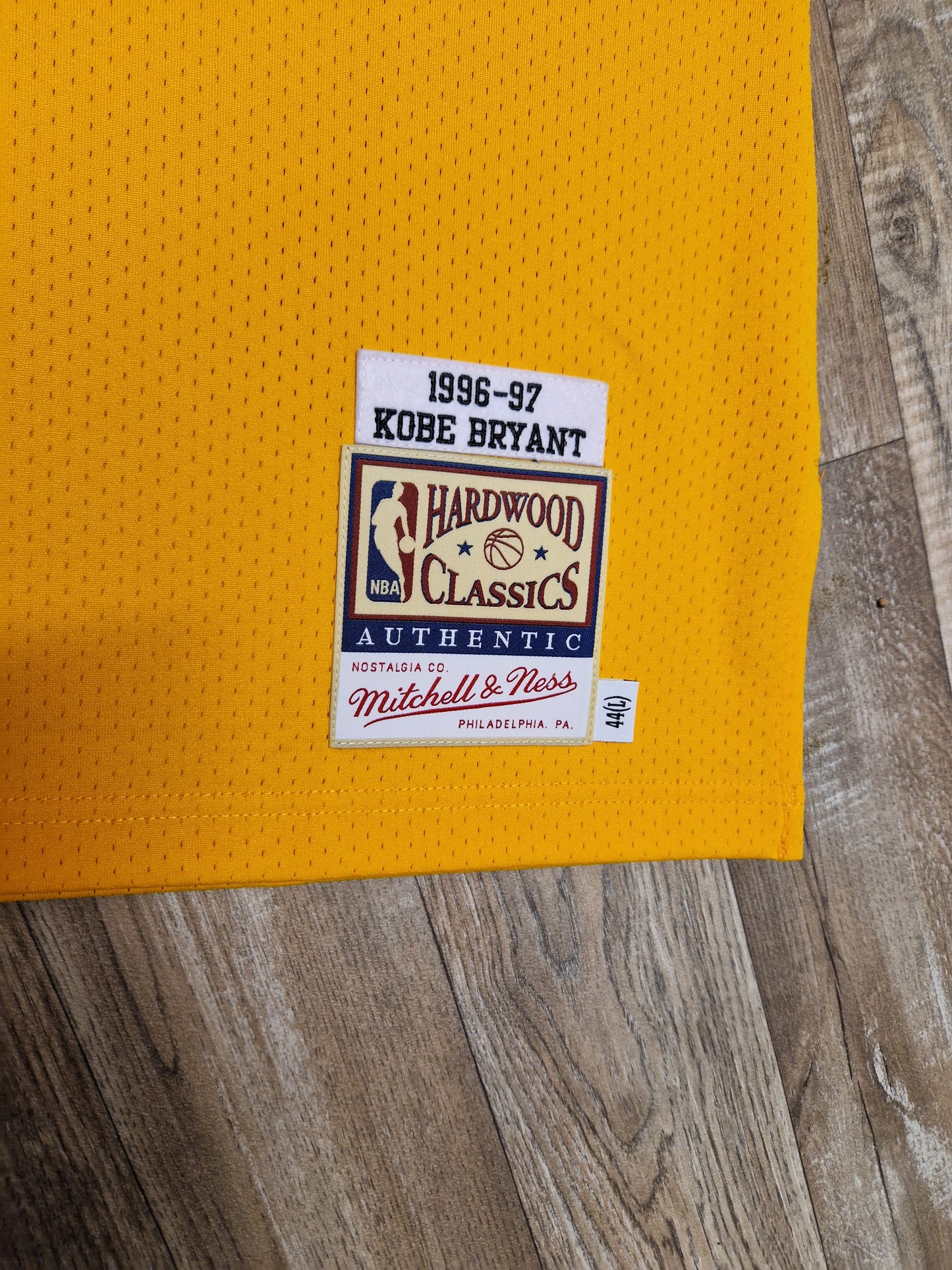 Kobe Bryant Authentic Los Angeles Lakers Jersey Size Large