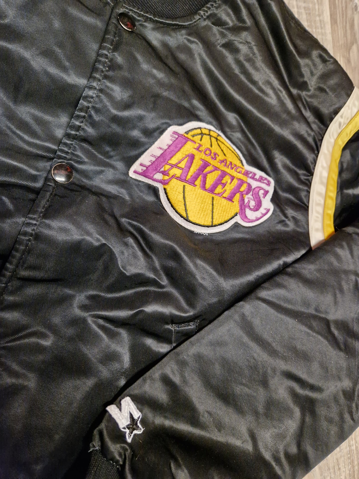 Los Angeles Lakers Jacket Size Medium