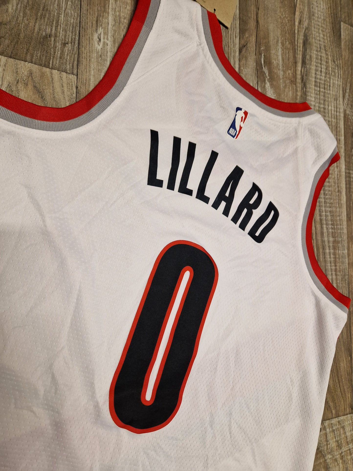 Damian Lillard Portland Trailblazers Jersey Size Medium