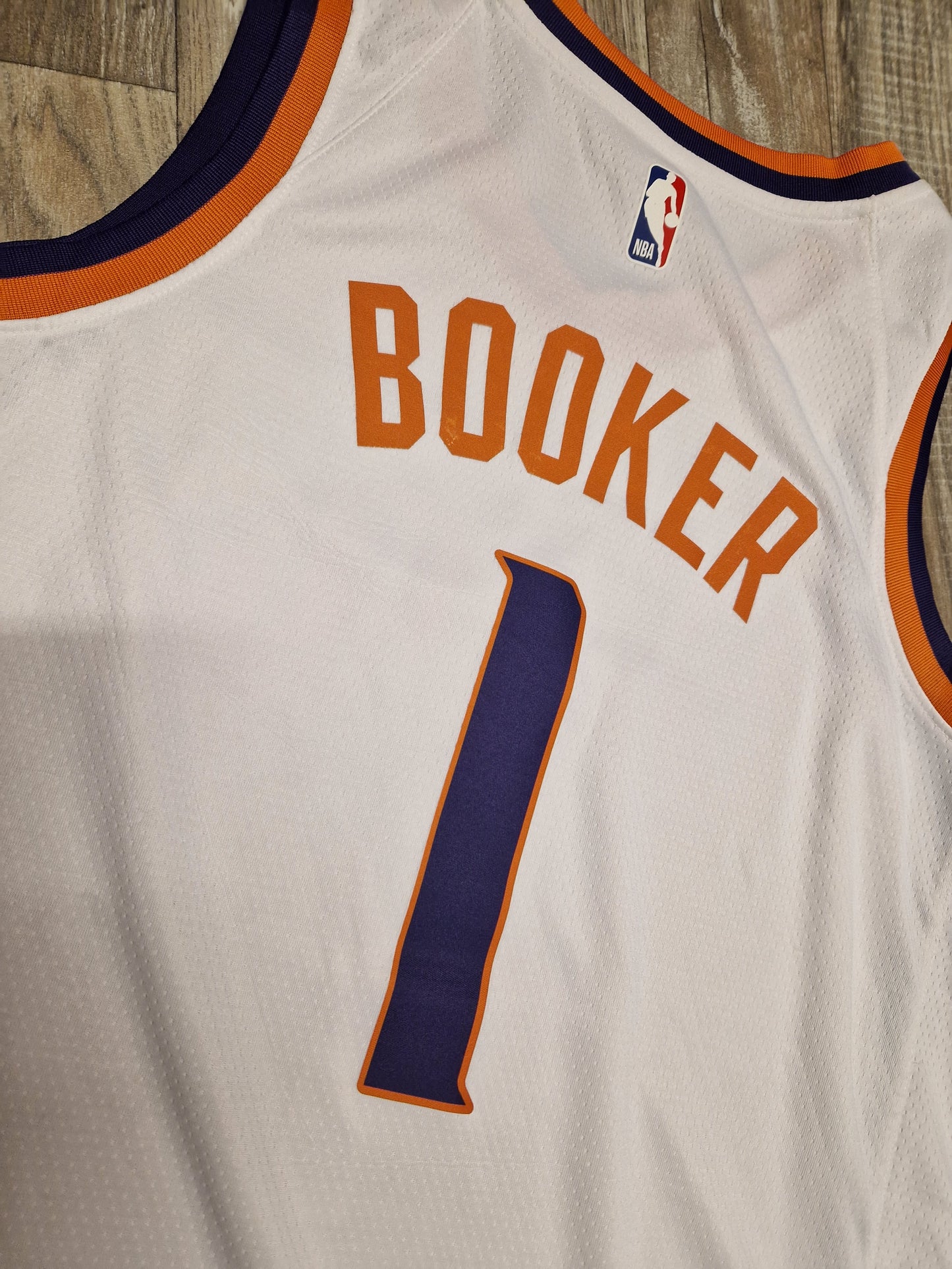 Devin Booker Phoenix Suns Jersey Size Large