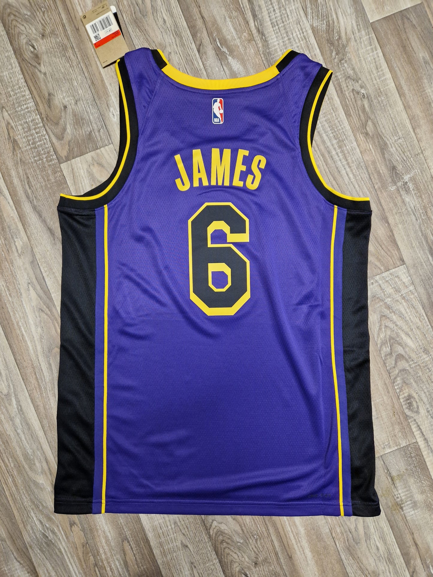 LeBron James Los Angeles Lakers Jersey Size Large