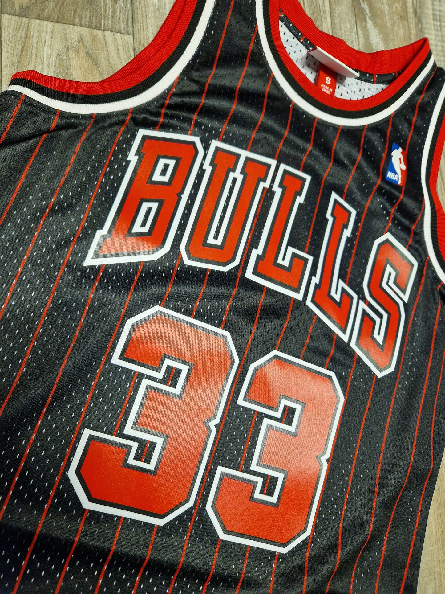 Scottie Pippen Chicago Bulls Jersey Size Small