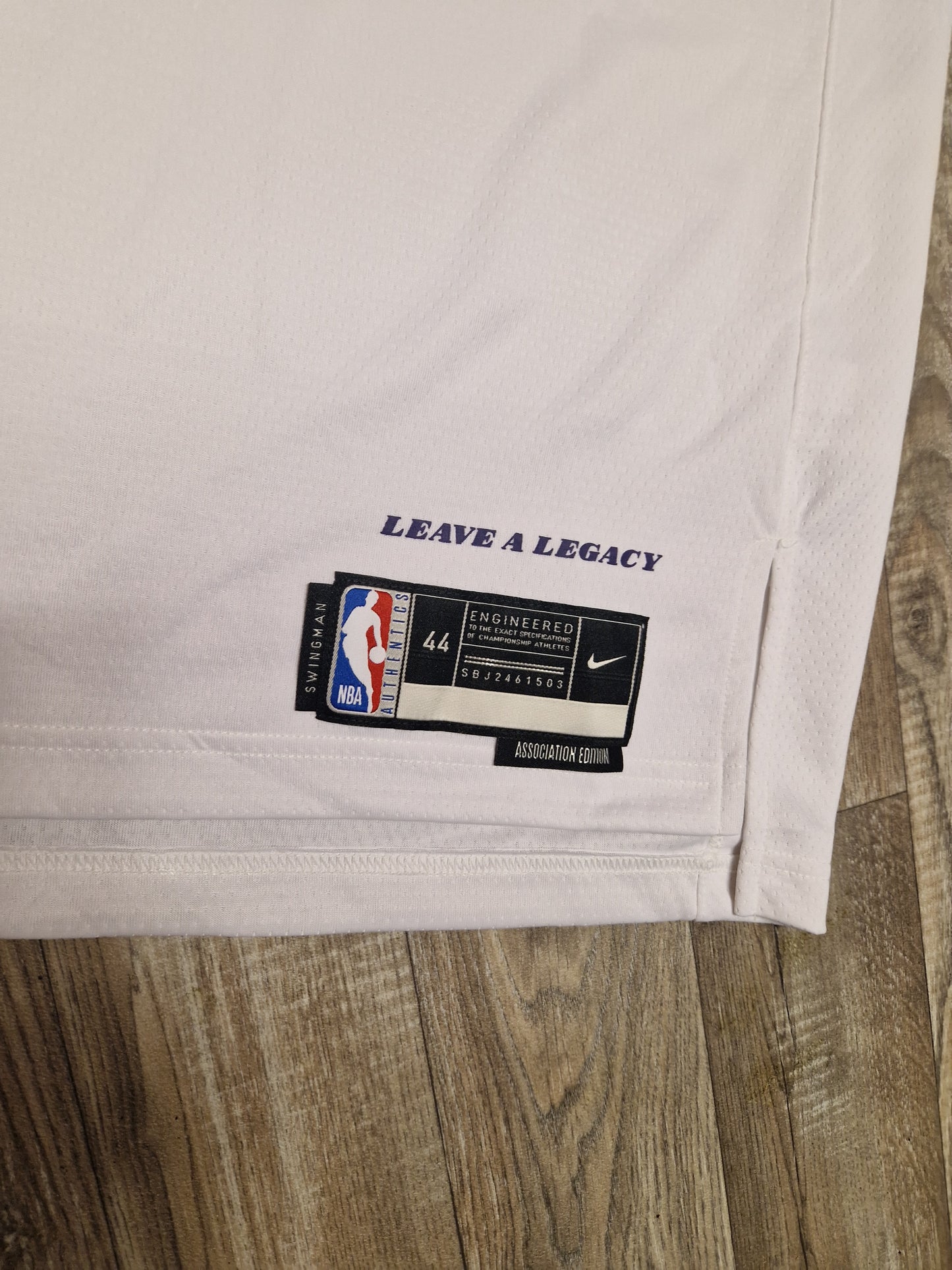 LeBron James Los Angeles Lakers Jersey Size Medium