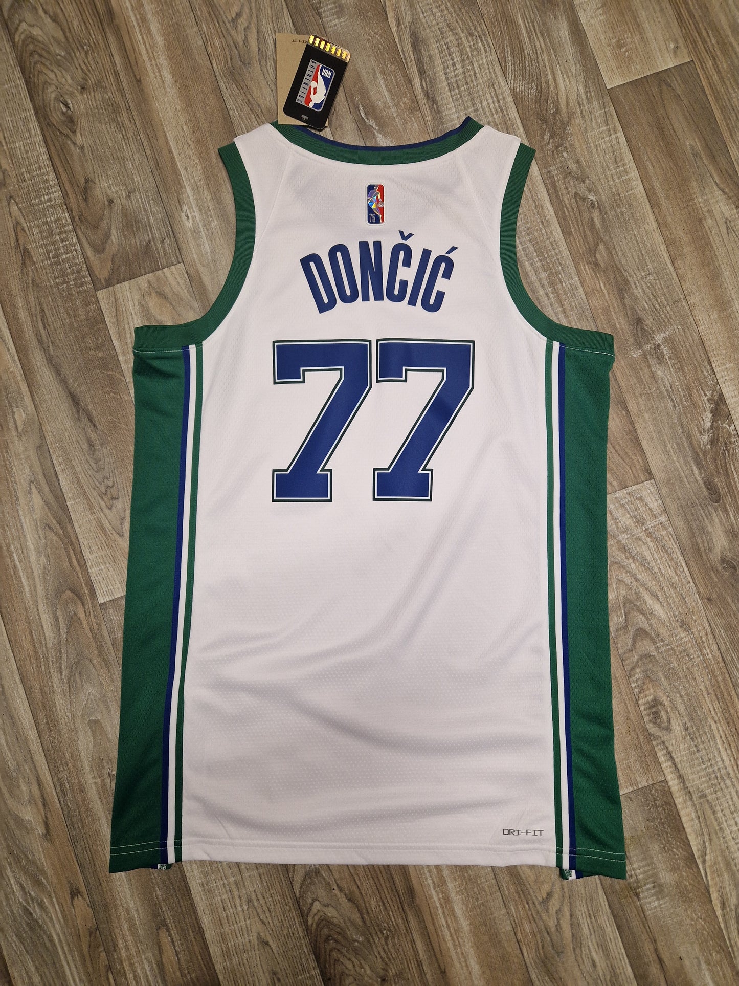 Luka Doncic Dallas Mavericks 75th Anniversary Jersey Size Medium