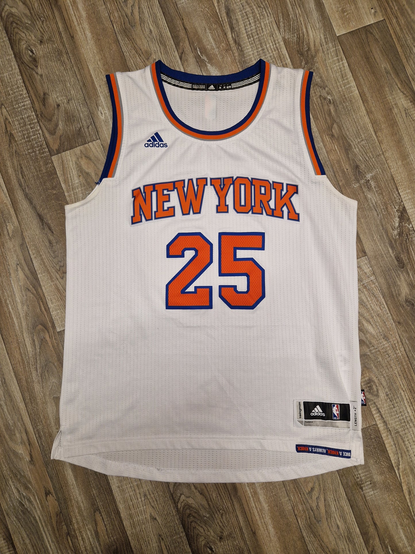 Derrick Rose New York Knicks Jersey Size Medium