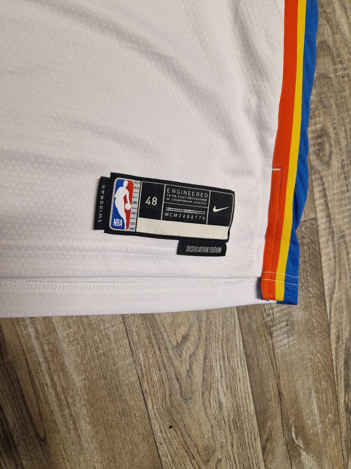 Shai Gildeous-Alexander Oklahima City Thunder Jersey Size Large