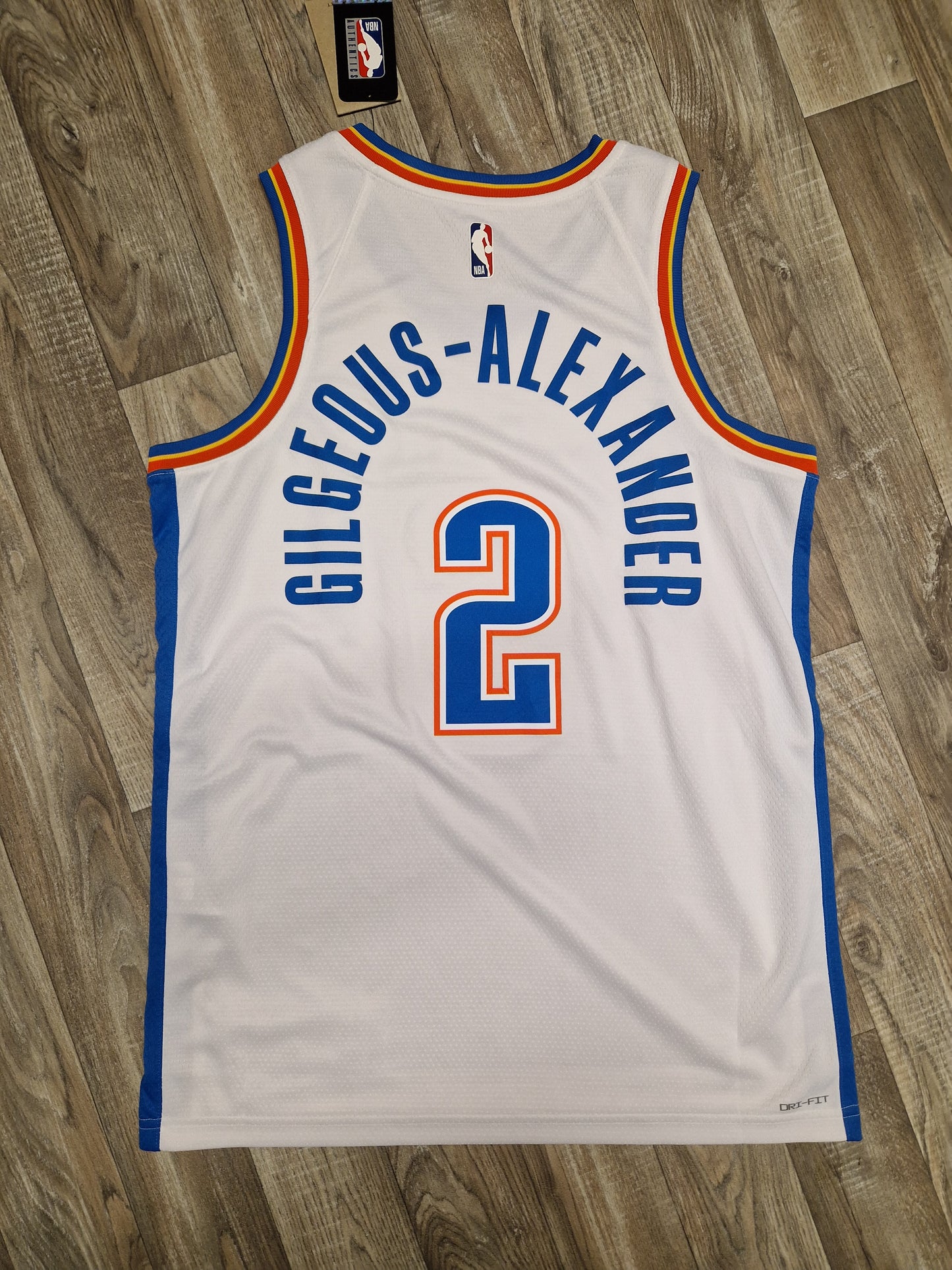 Shai Gildeous-Alexander Oklahima City Thunder Jersey Size Large