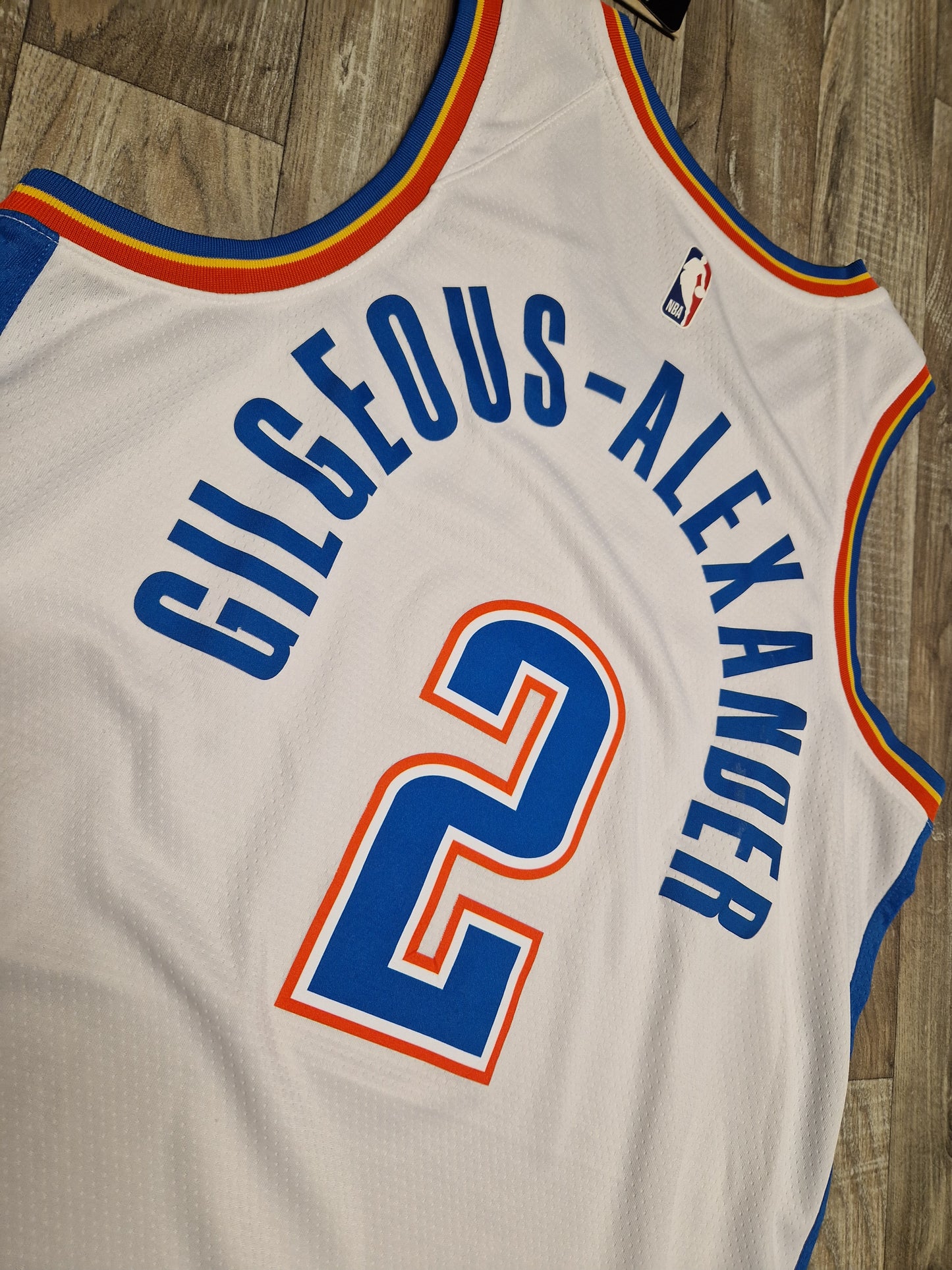 Shai Gildeous-Alexander Oklahima City Thunder Jersey Size Large