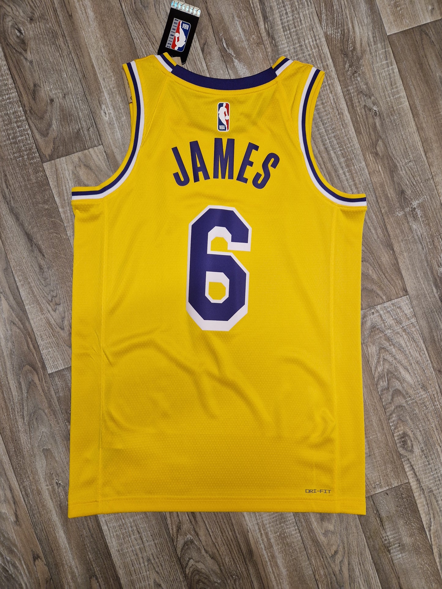 LeBron James Los Angeles Lakers Jersey Size Small