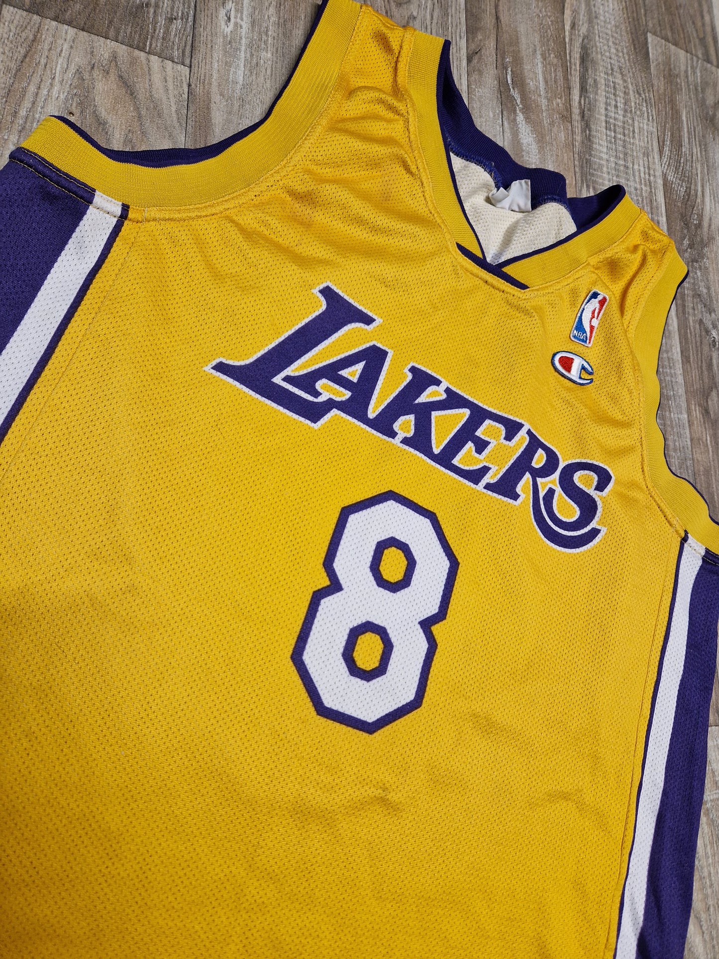 Kobe Bryant Los Angeles Lakers Size Medium