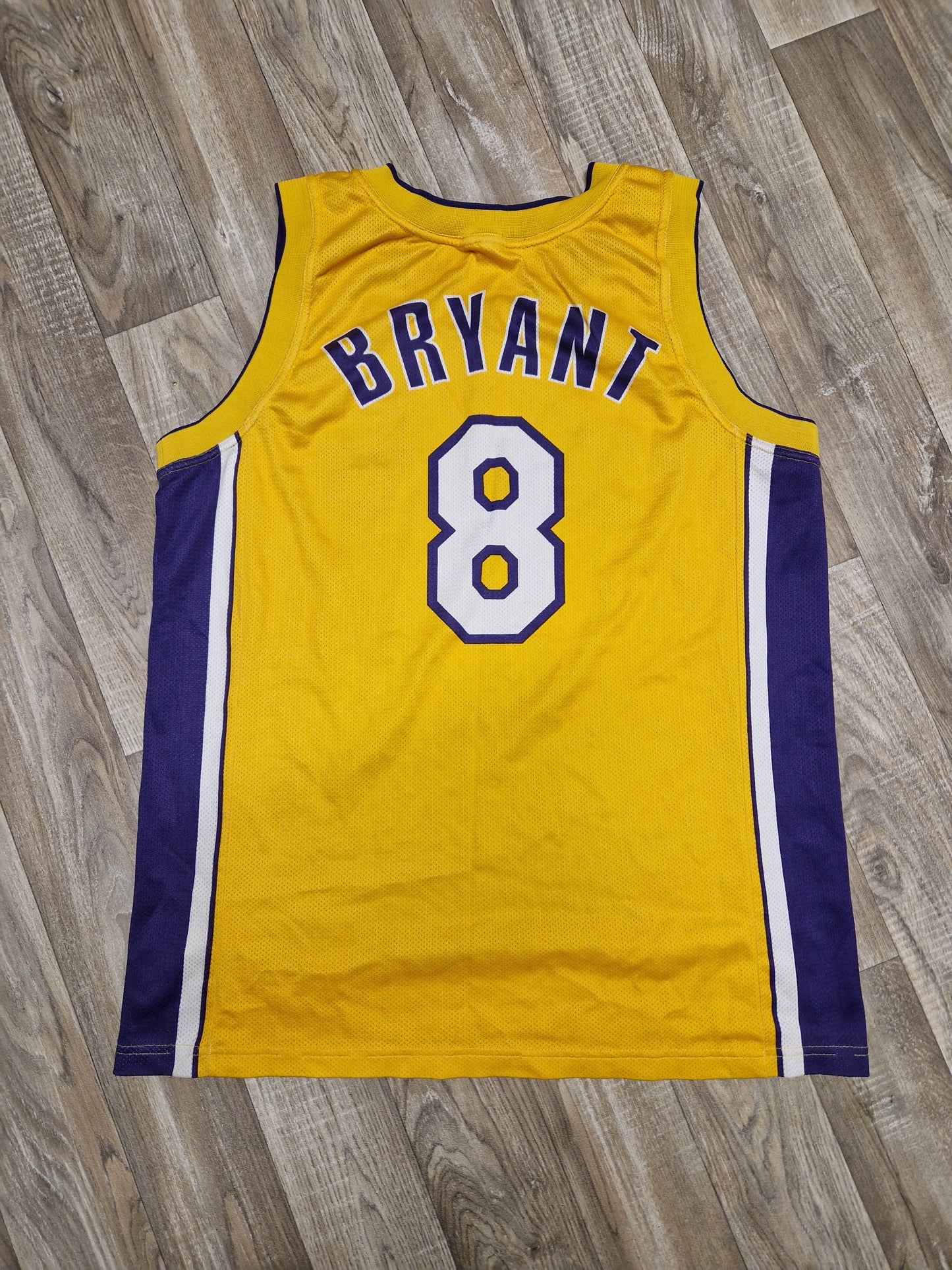 Kobe Bryant Los Angeles Lakers Size Medium