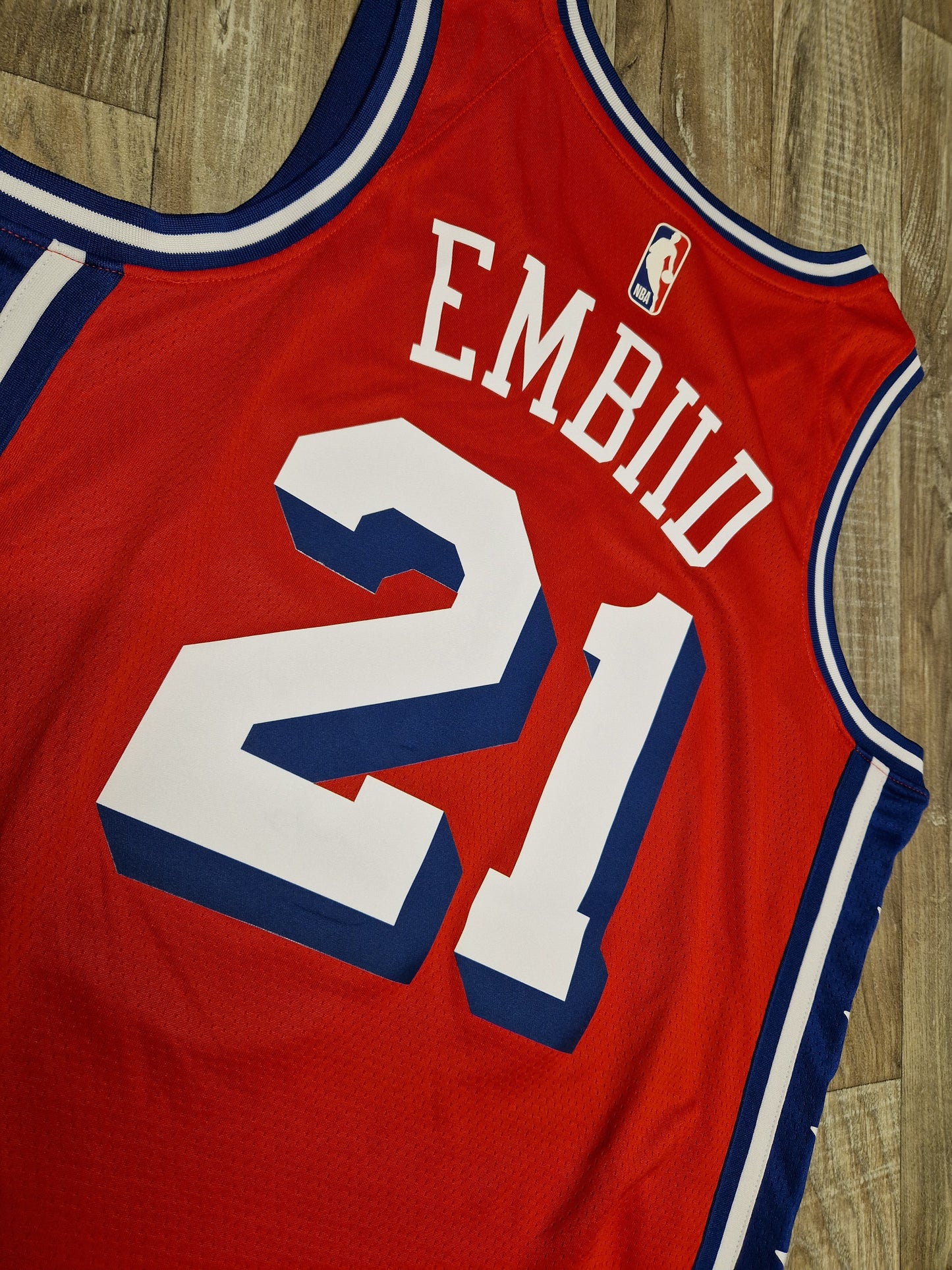 Joel Embiid Philadelphia 76ers Jersey Size Medium