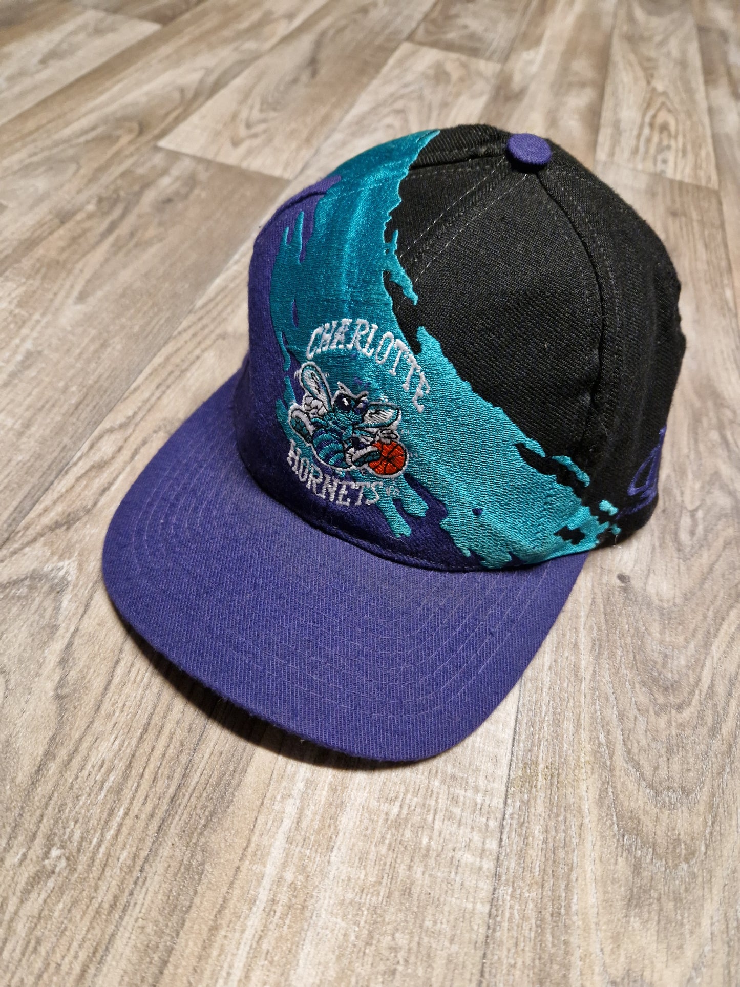 Charlotte Hornets Splash Snapback Hate