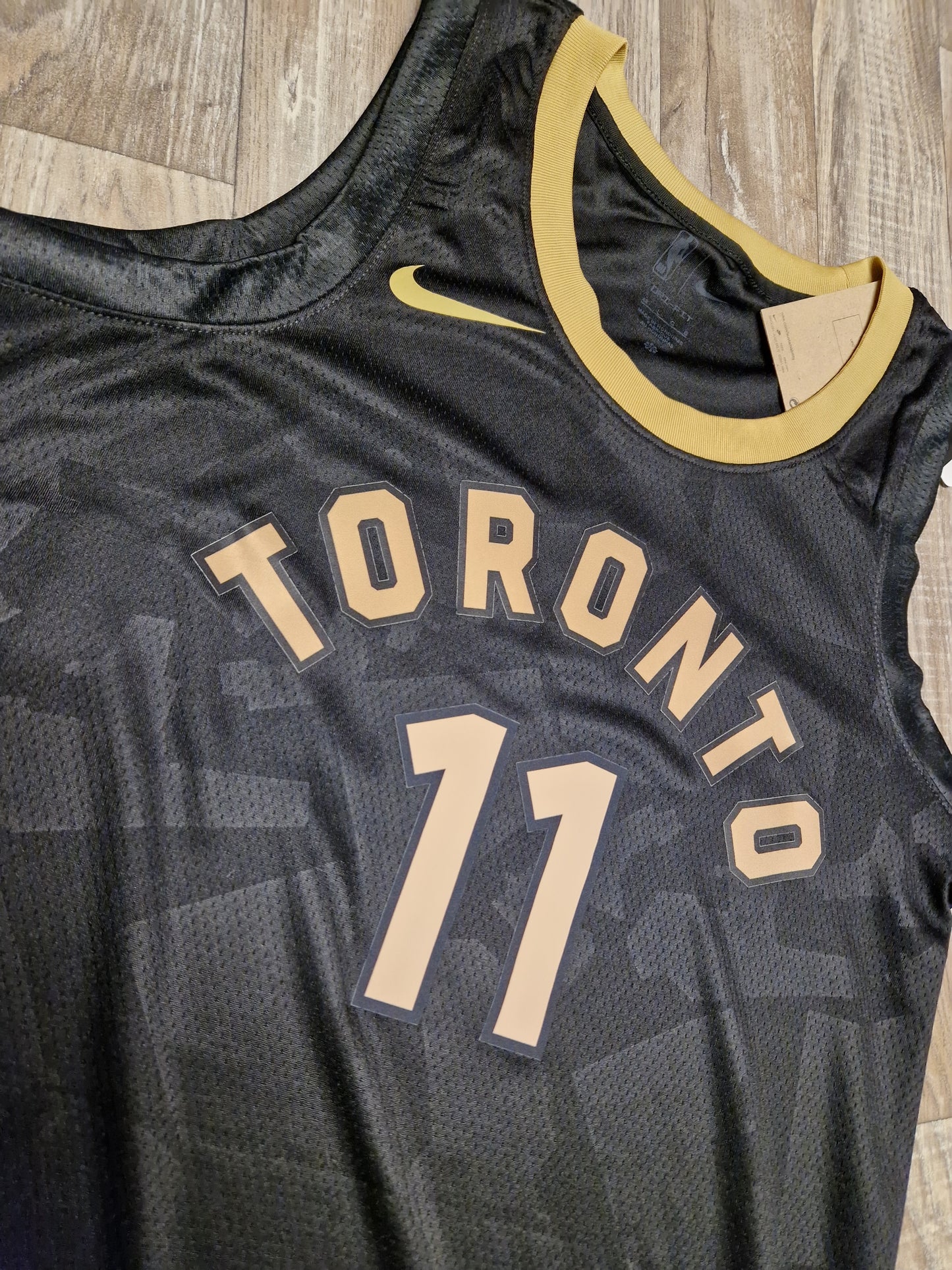DeMar DeRozan Toronto Raptors Jersey Size Large