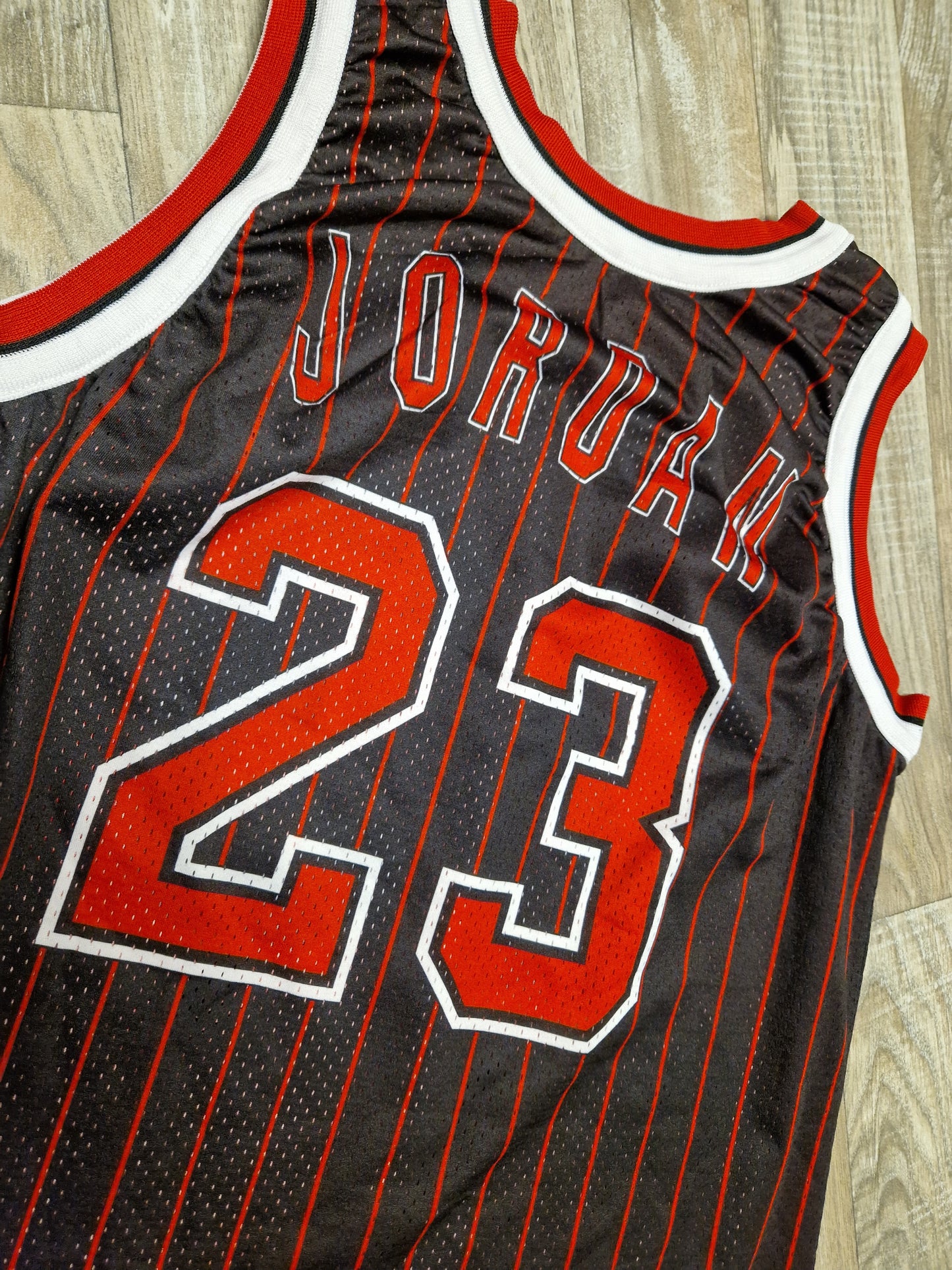 Michael Jordan Reversible Chicago Bulls Jersey Size Medium