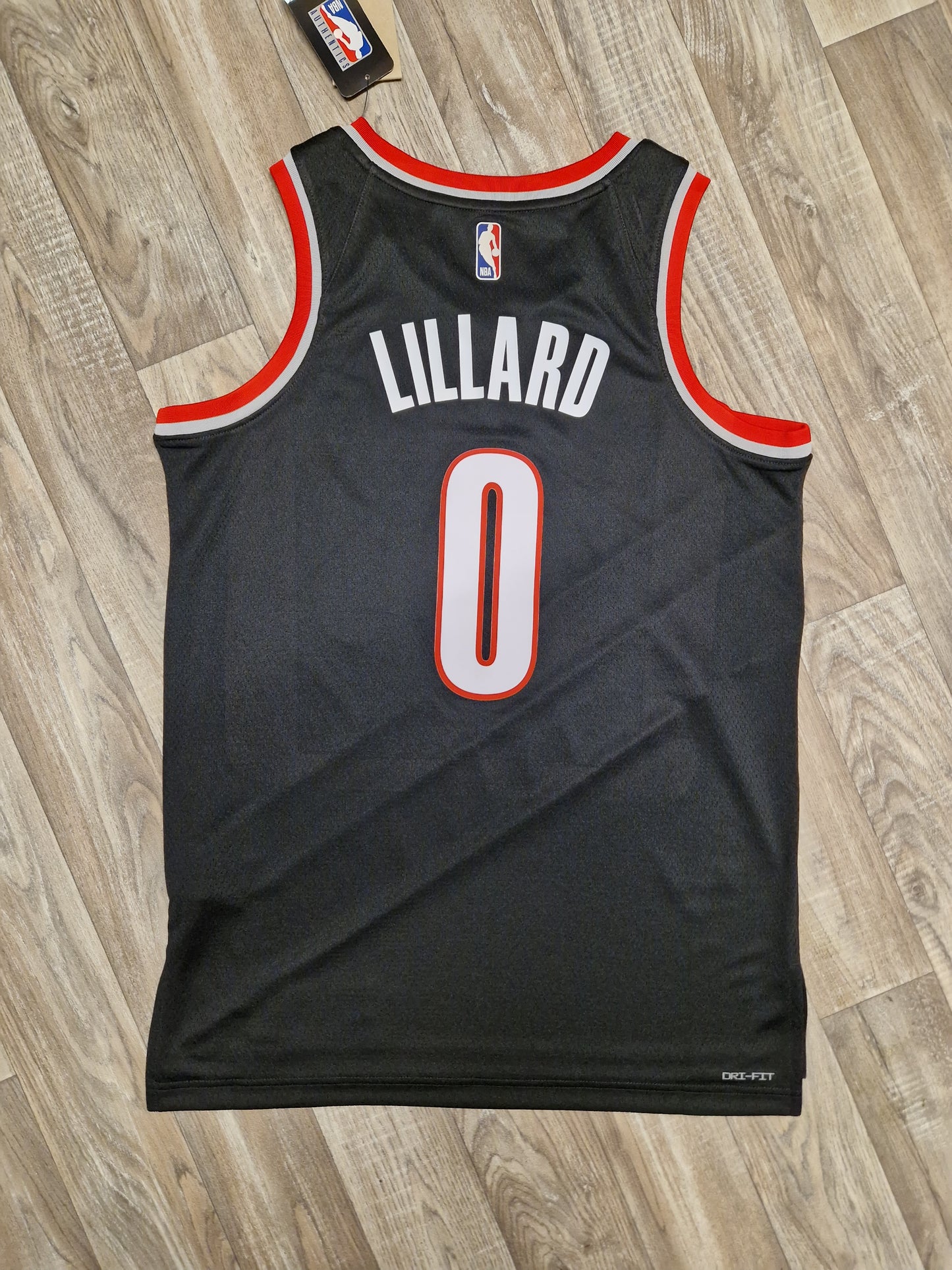 Damian Lillard Portland Trailblazers Jersey Size Medium