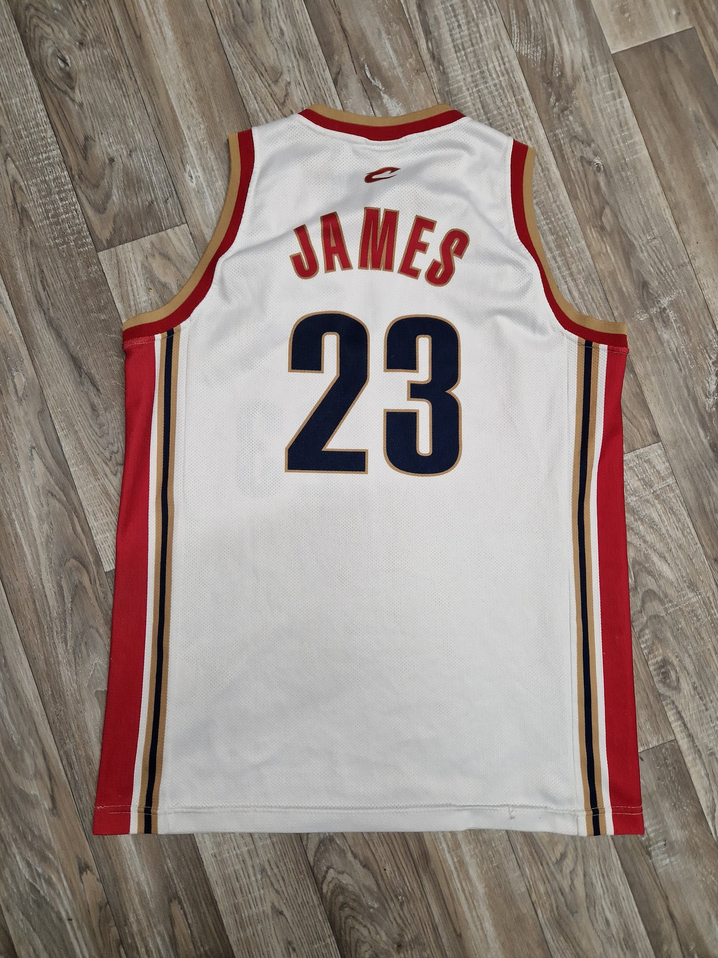 LeBron James Cleveland Cavaliers Jersey Size Medium