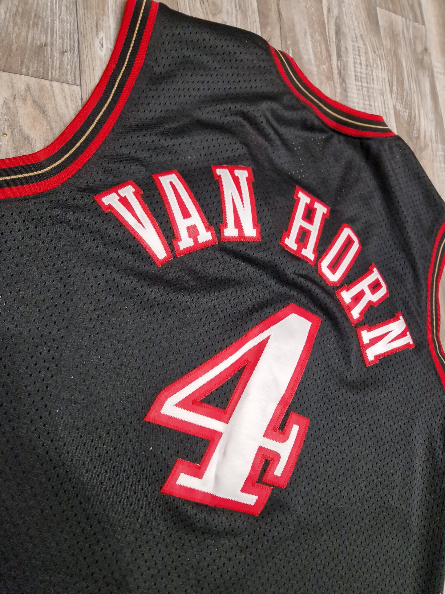 Keith Van Horn Philadelphia 76ers Jersey Size Medium