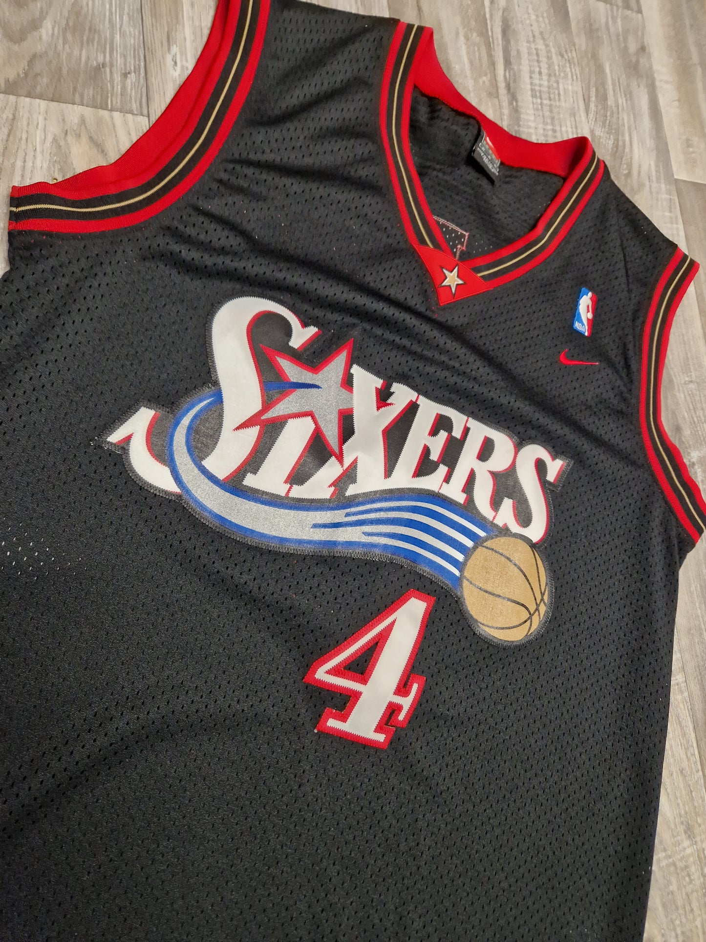 Keith Van Horn Philadelphia 76ers Jersey Size Medium