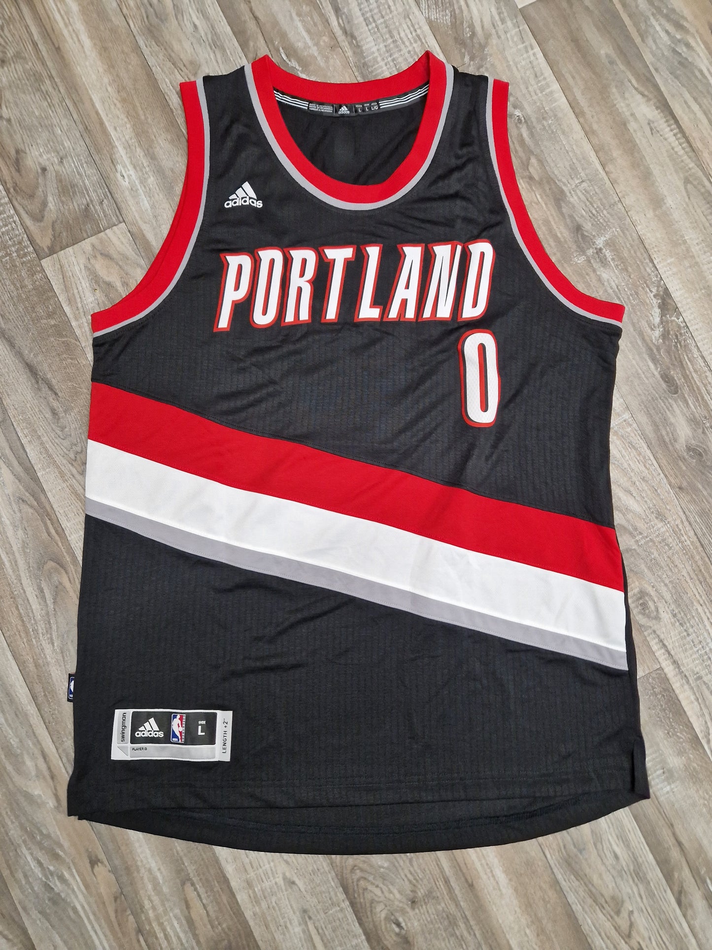 Damian Lillard Portland Trailblazers Jersey Size Large