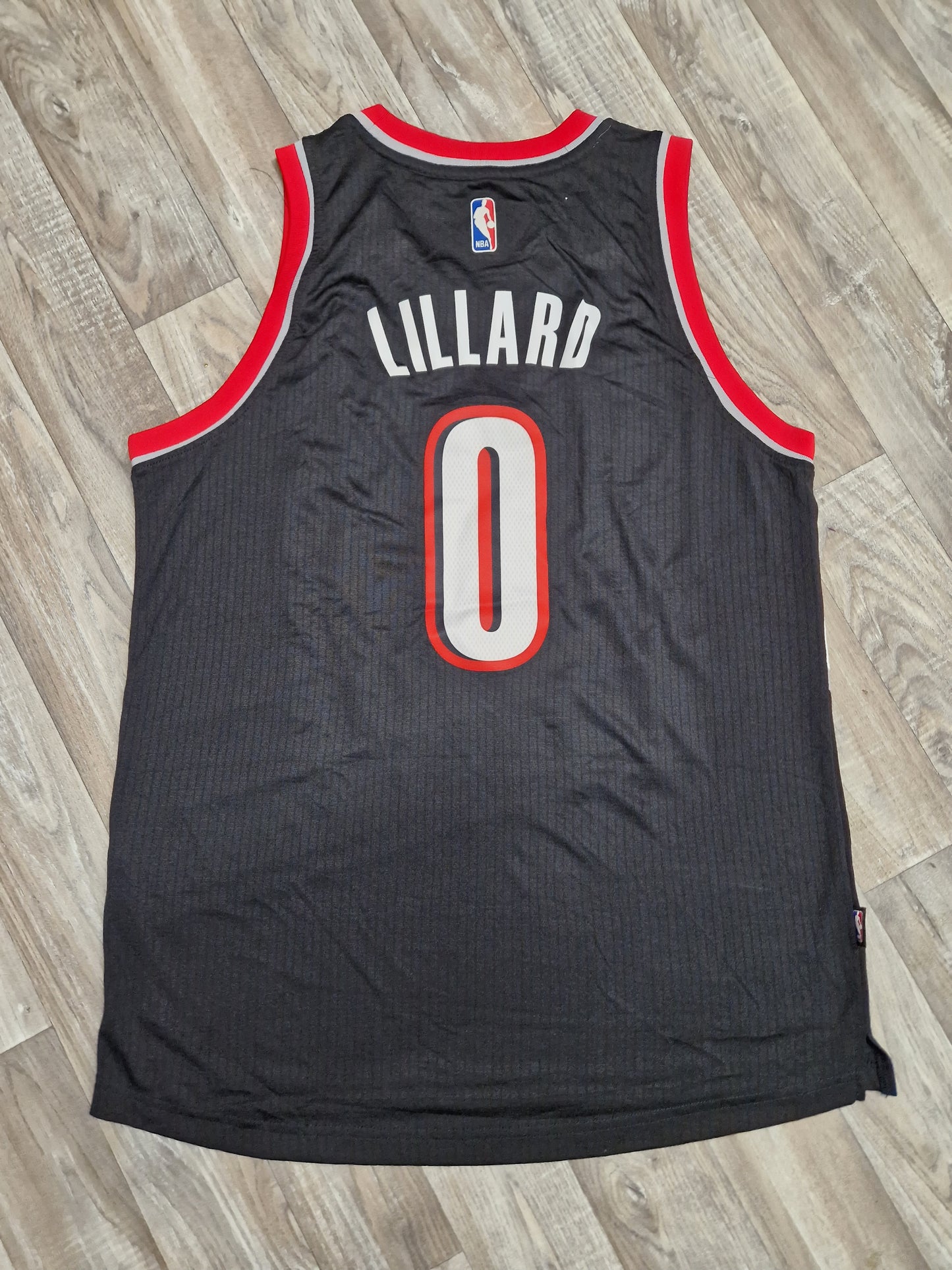 Damian Lillard Portland Trailblazers Jersey Size Large