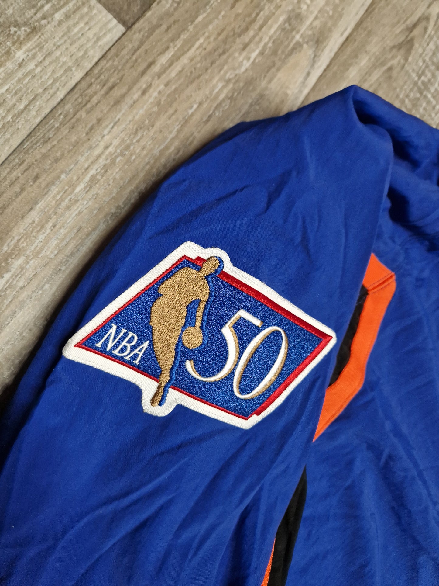 New York Knicks Authentic Jacket Size Large