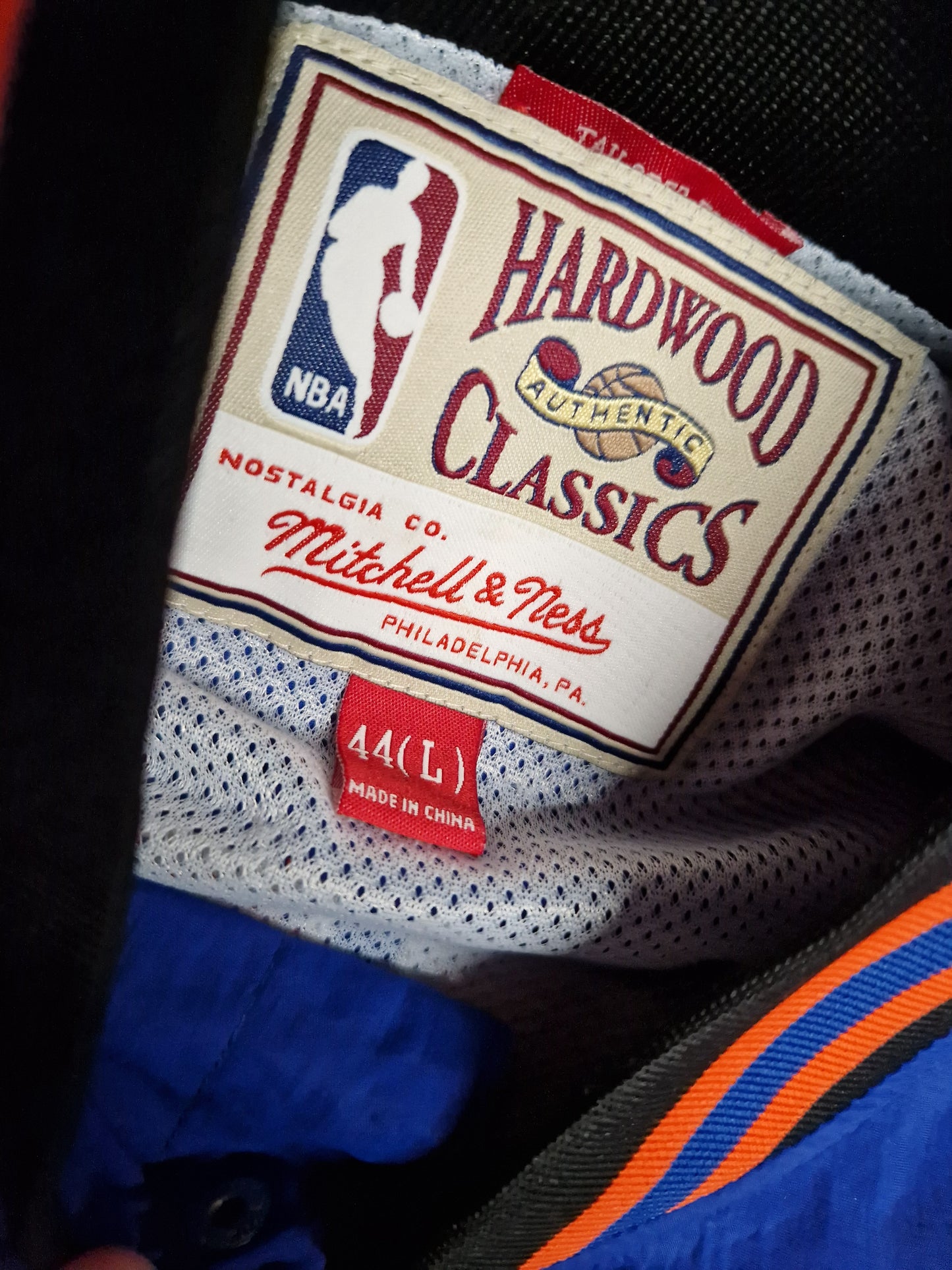 New York Knicks Authentic Jacket Size Large