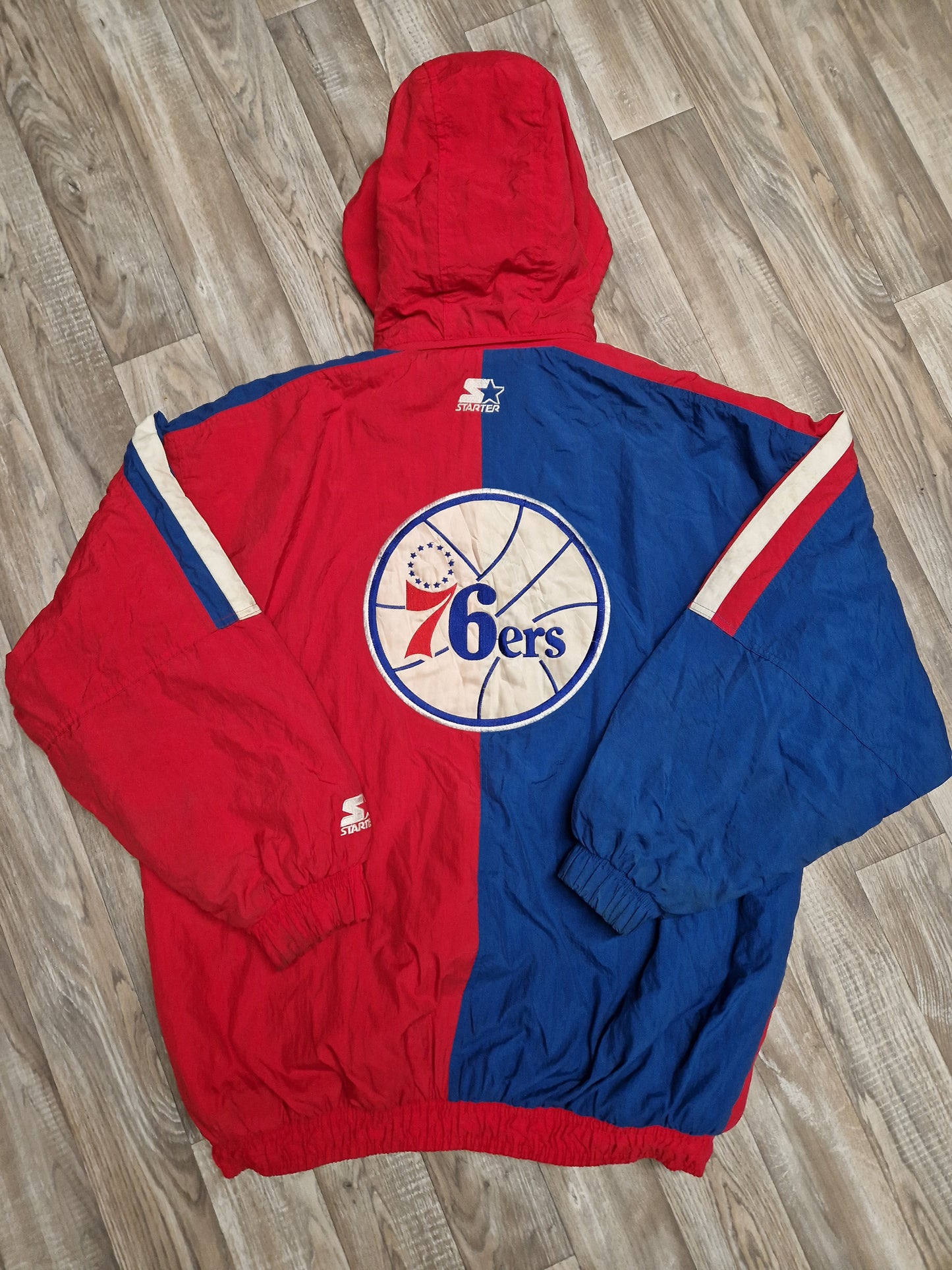 Philadelphia 76ers Jacket Size XL