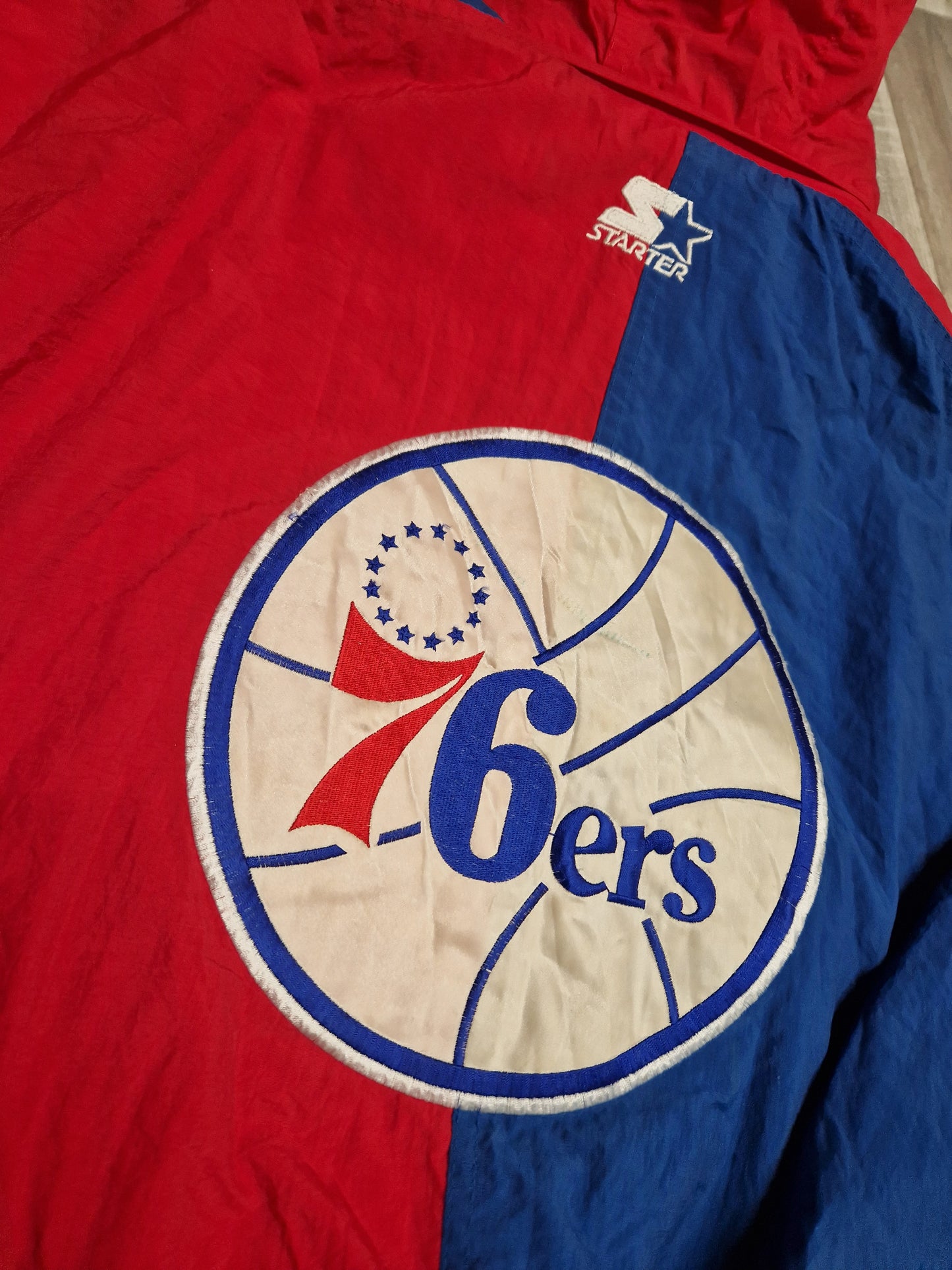 Philadelphia 76ers Jacket Size XL