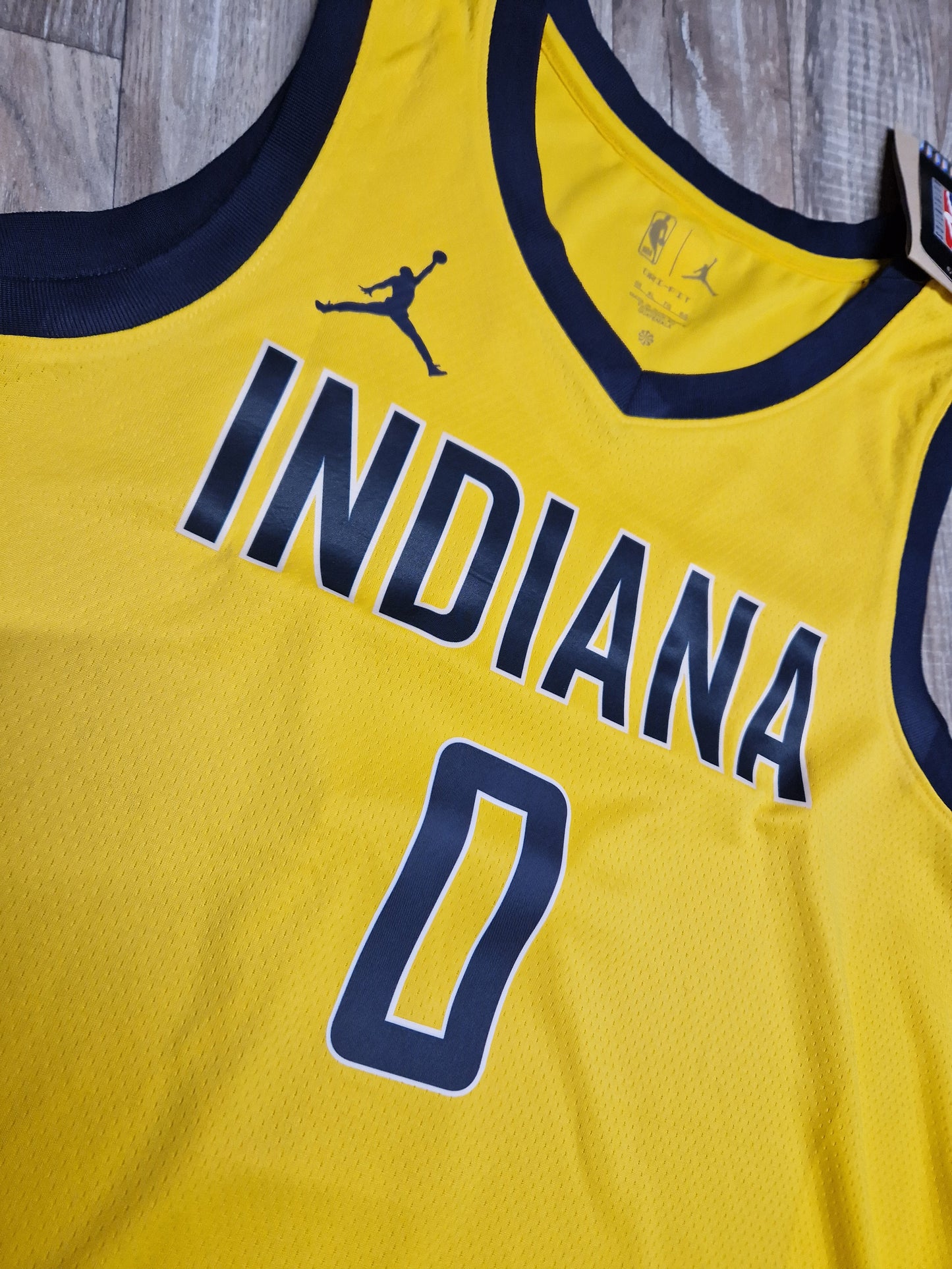 Tyrese Haliburton Indiana Pacers Jersey Size XL