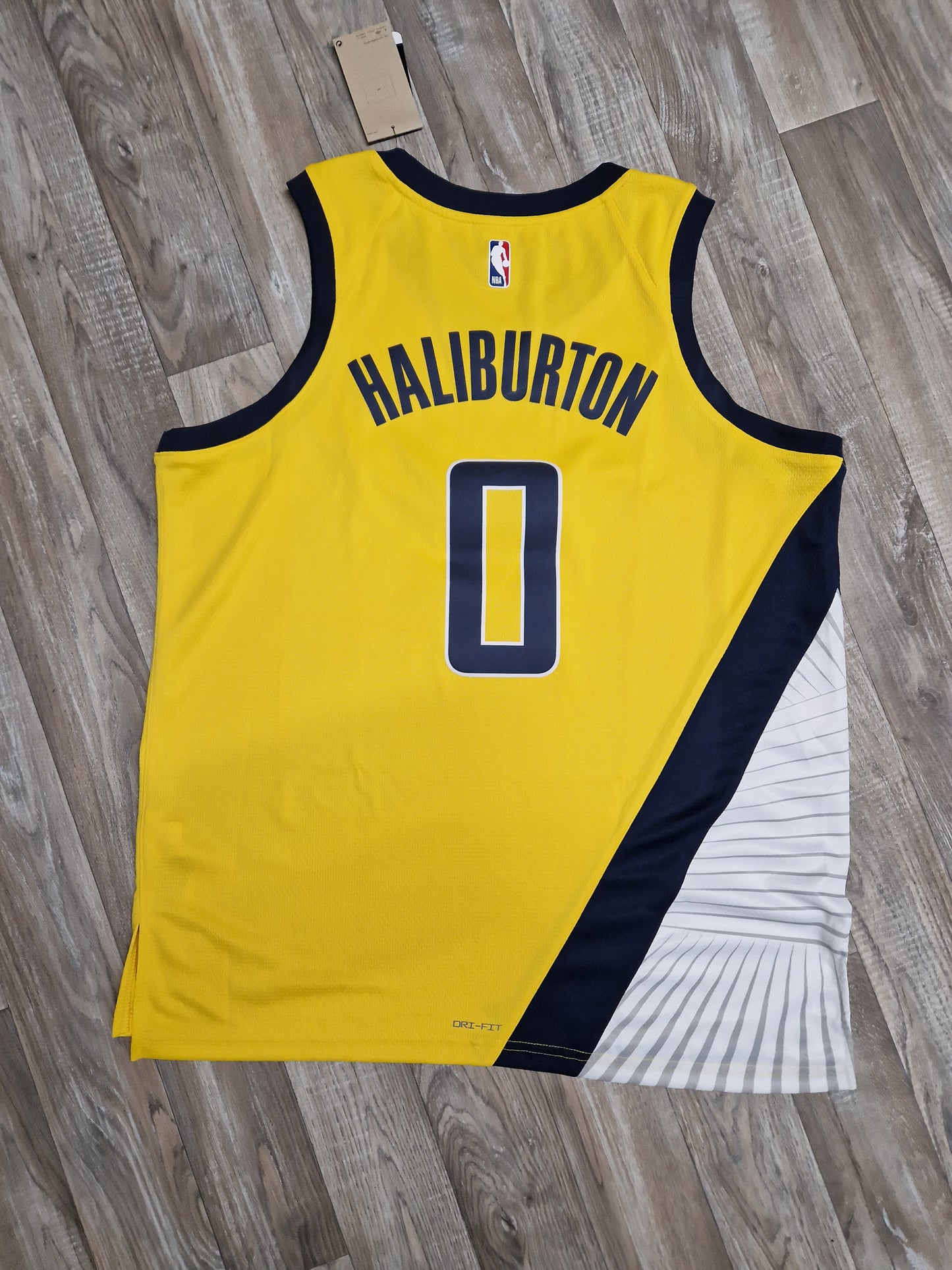 Tyrese Haliburton Indiana Pacers Jersey Size XL