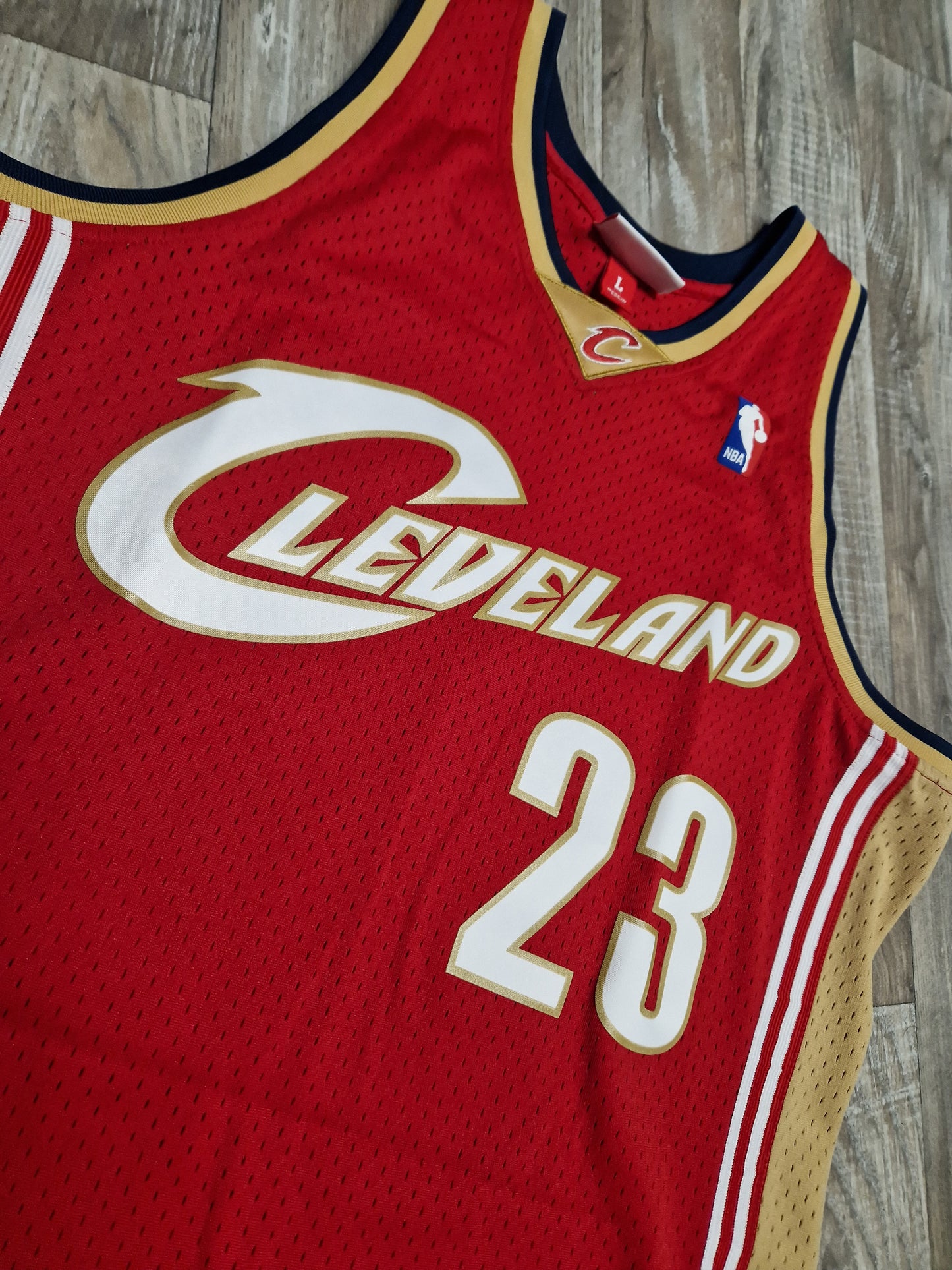 LeBron James Cleveland Cavaliers Jersey Size Large