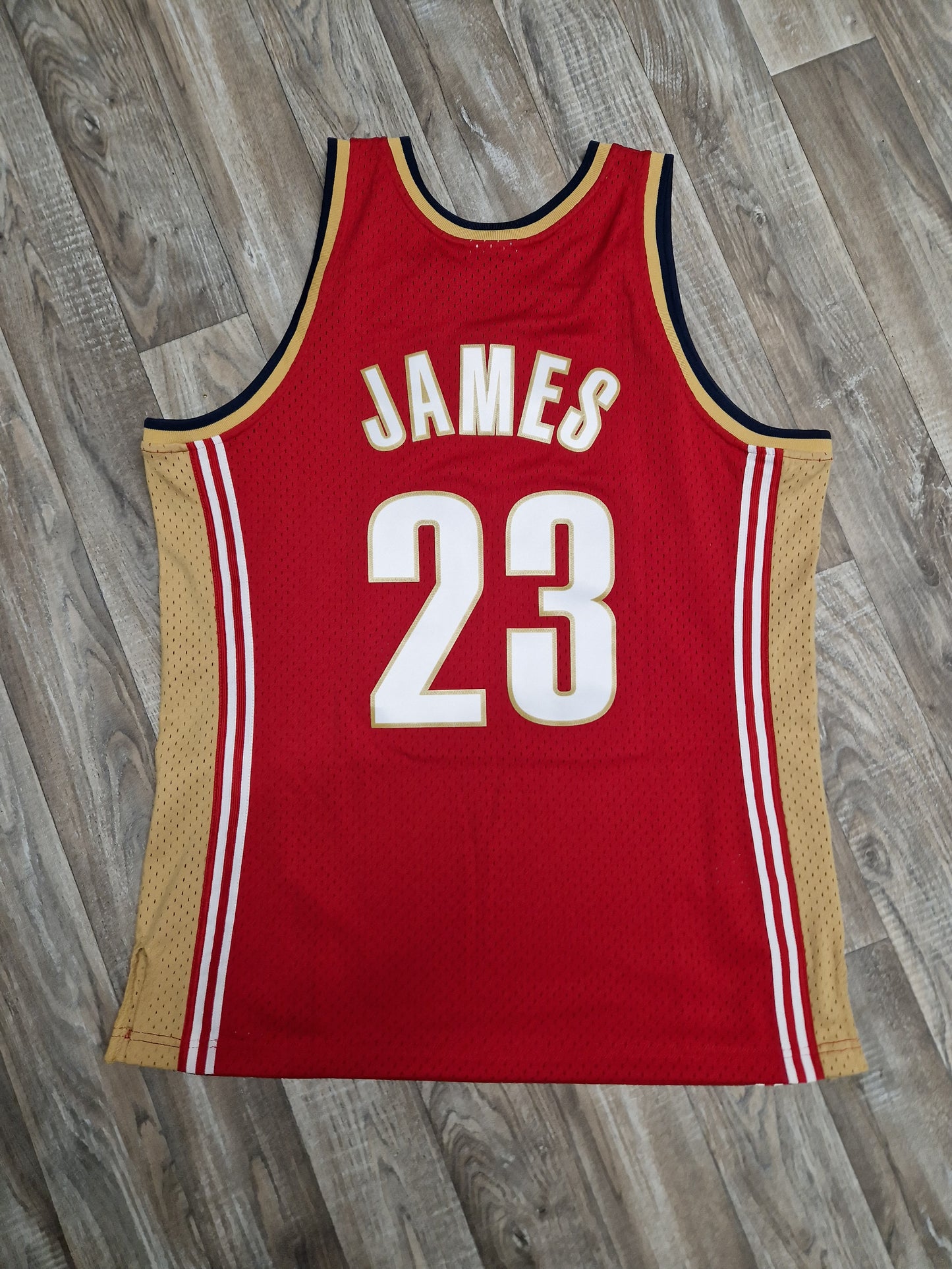 LeBron James Cleveland Cavaliers Jersey Size Large