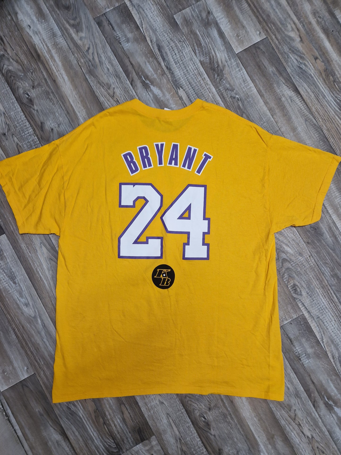 Kobe Bryant Los Angeles Lakers Memorial Anniversary T-Shirt Size XL