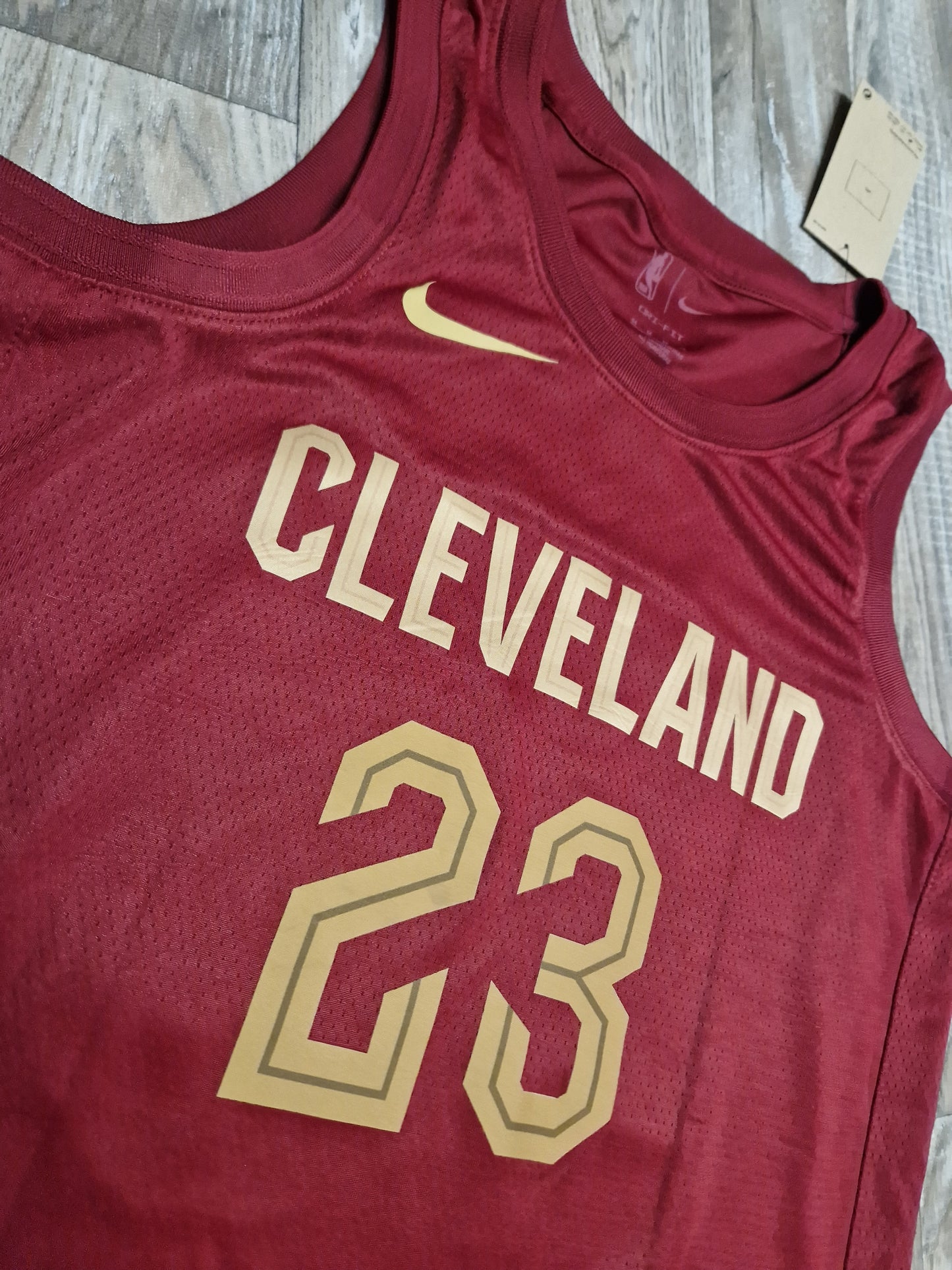 LeBron James Cleveland Cavaliers Jersey Size Medium