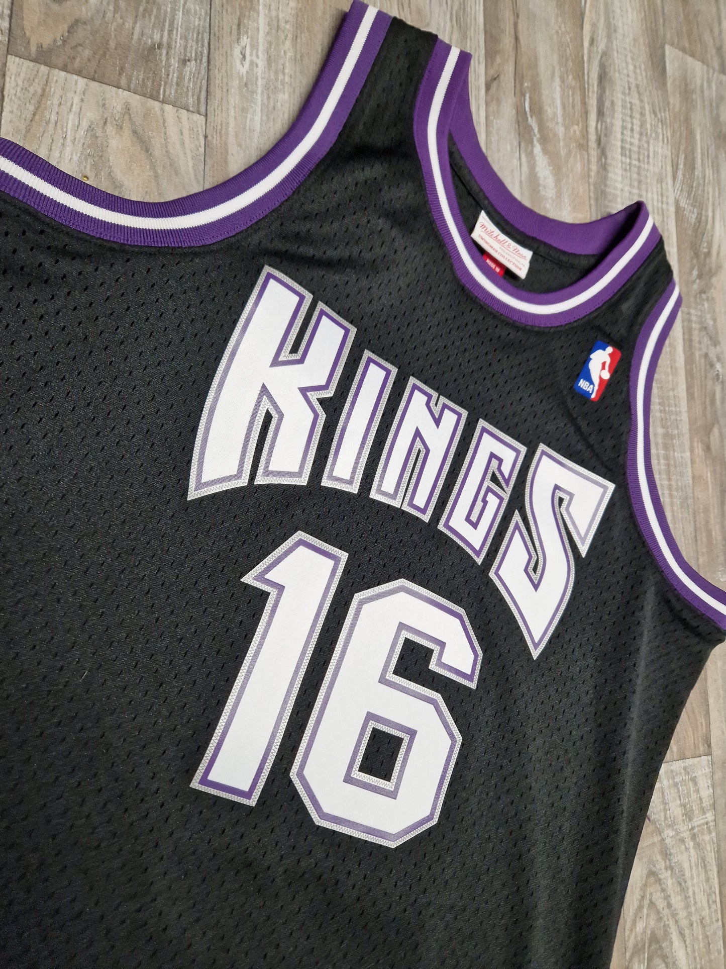 Peja Stojakovic Sacramento Kings Jersey Size Medium