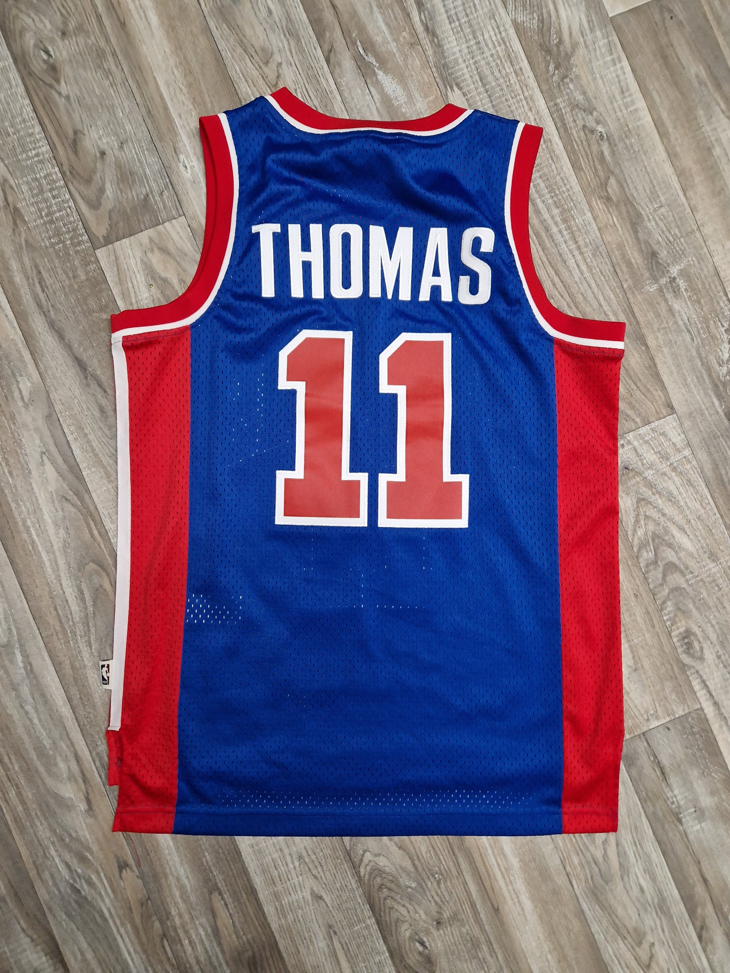 Isiah Thomas Detroit Pistons Jersey Size Small