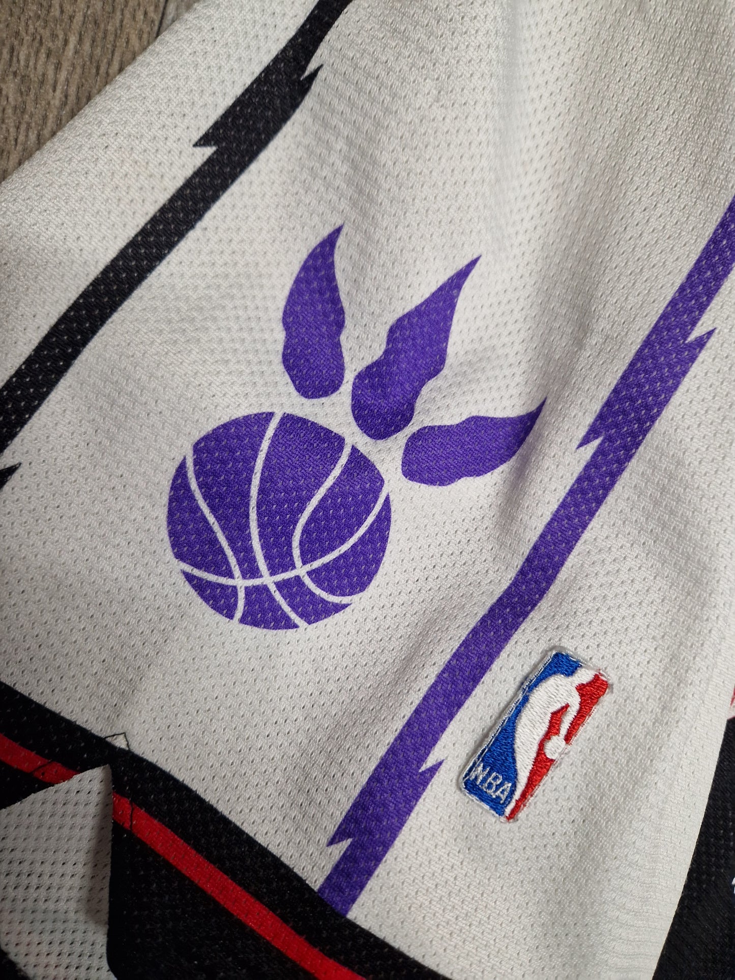 Toronto Raptors Shorts Size Large