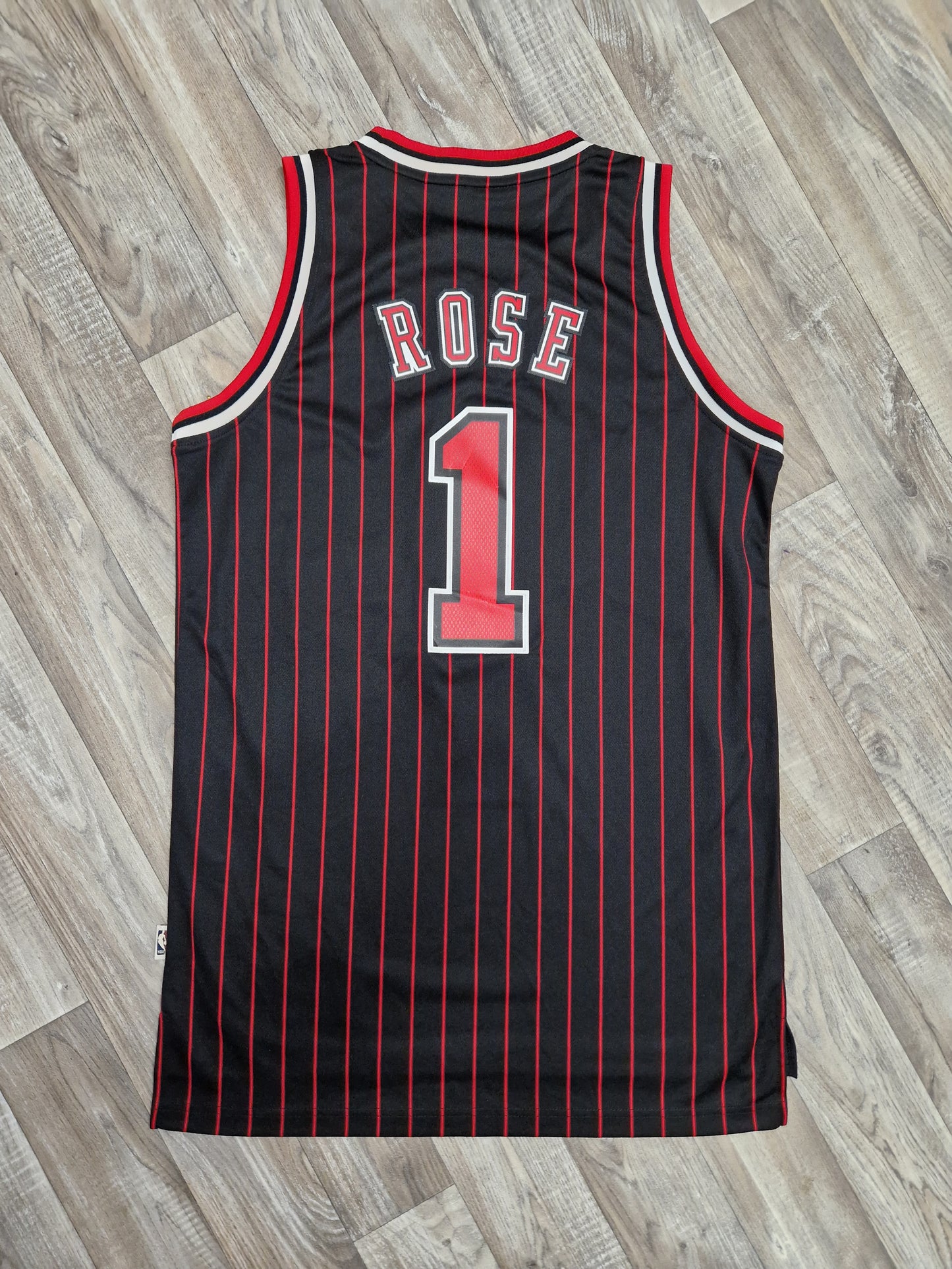 Derrick Rose Chicago Bulls Jersey Size Medium