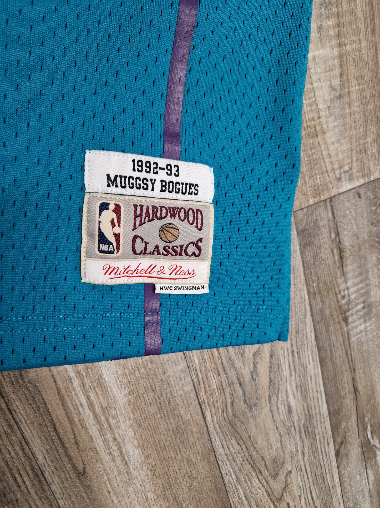 Mugsy Bogues First Generation Charlotte Hornets Jersey Size Medium
