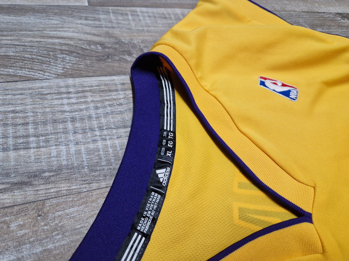 Kobe Bryant Los Angeles Lakers Jersey Size XL