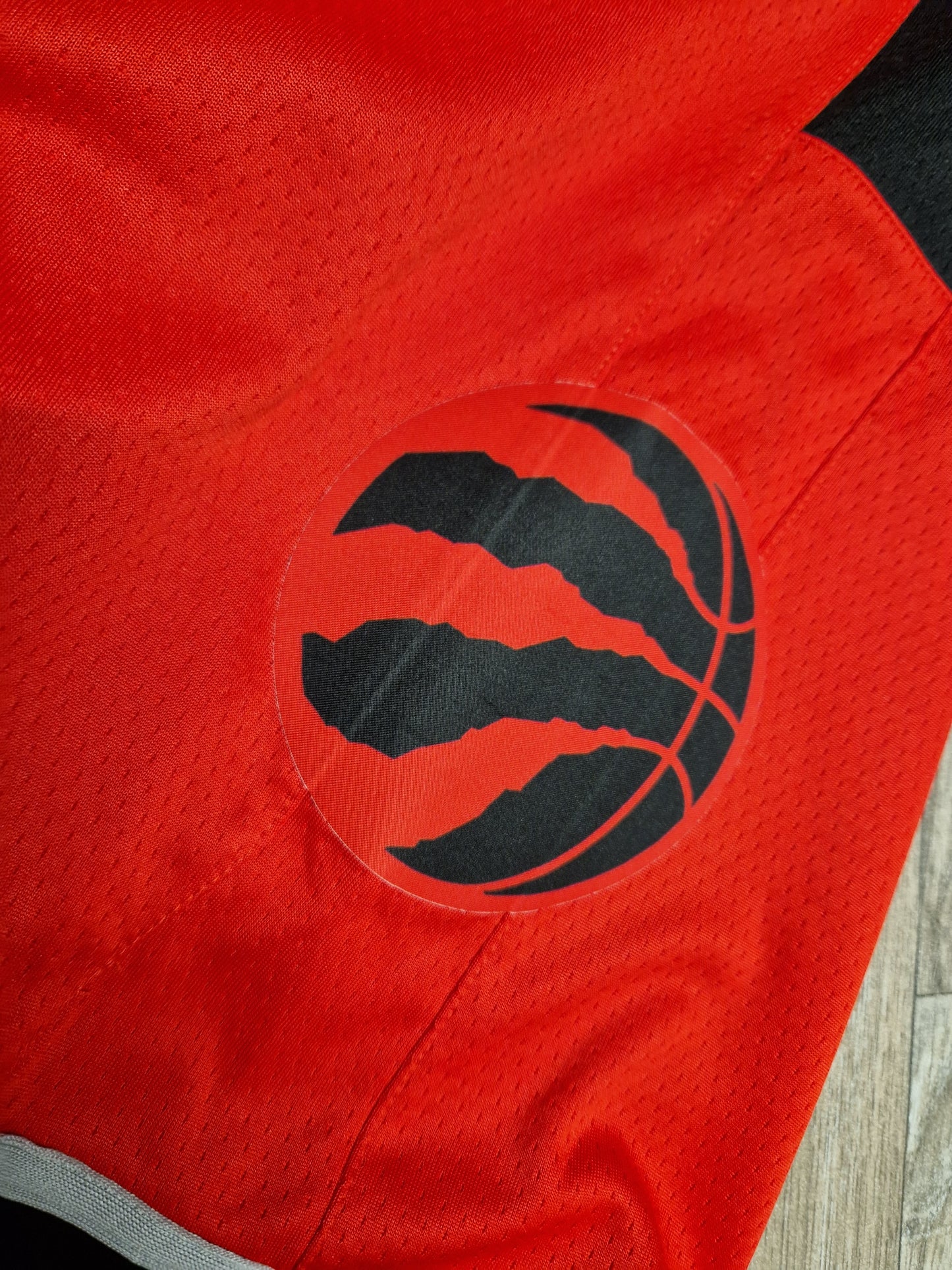 Toronto Raptors Shorts Size XL