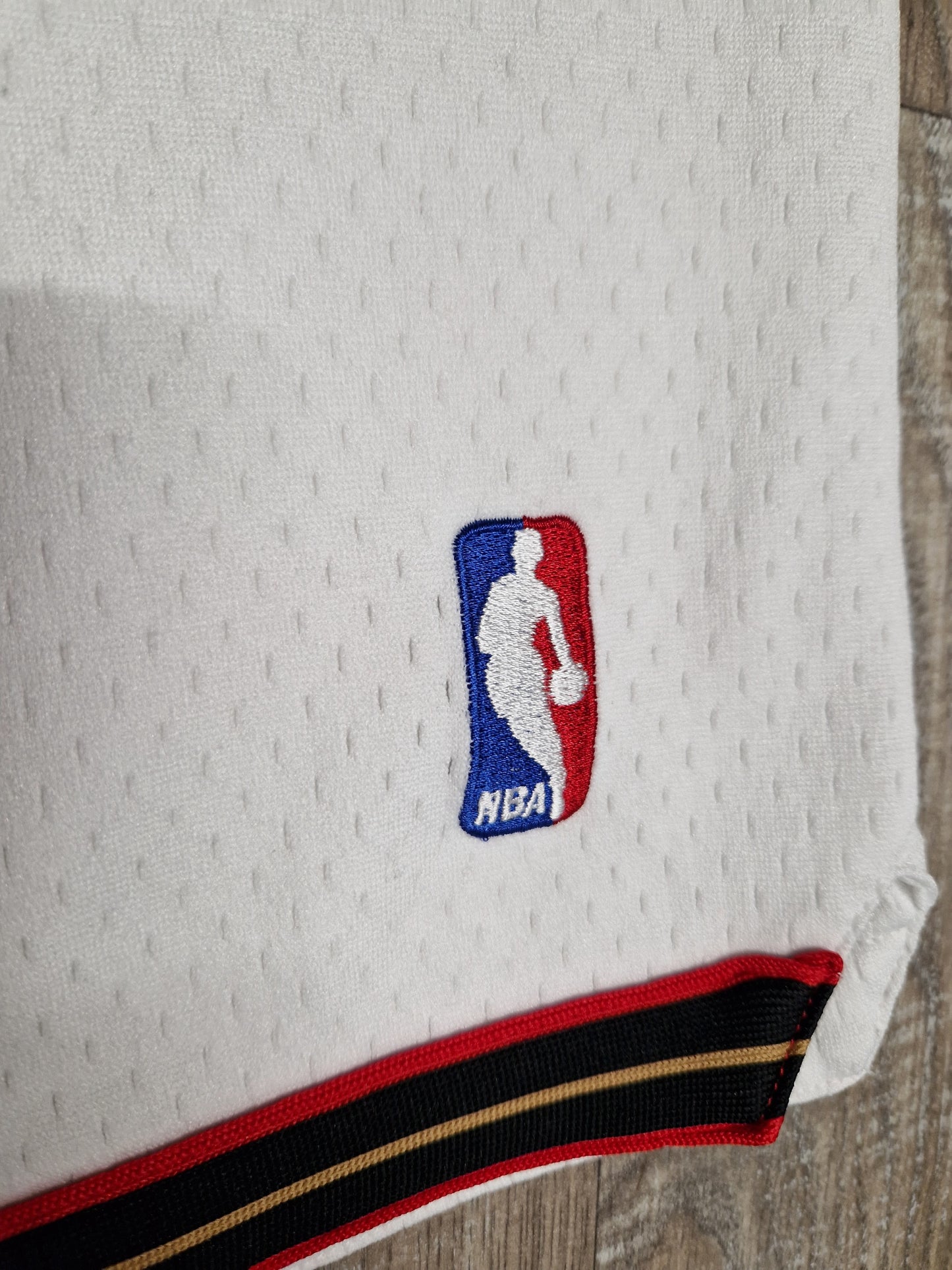 Philadelphia 76ers Authentic Shorts Size Small