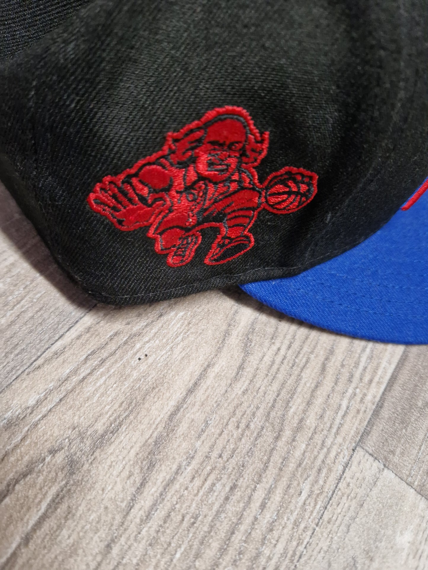 Philadelphia 76ers Snapback Hat