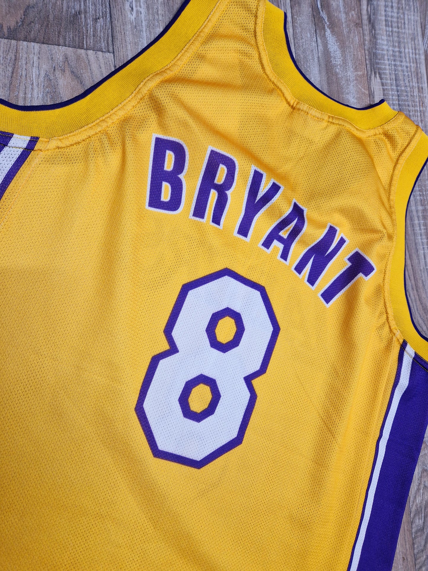 Kobe Bryant Los Angeles Lakers Jersey Size Large