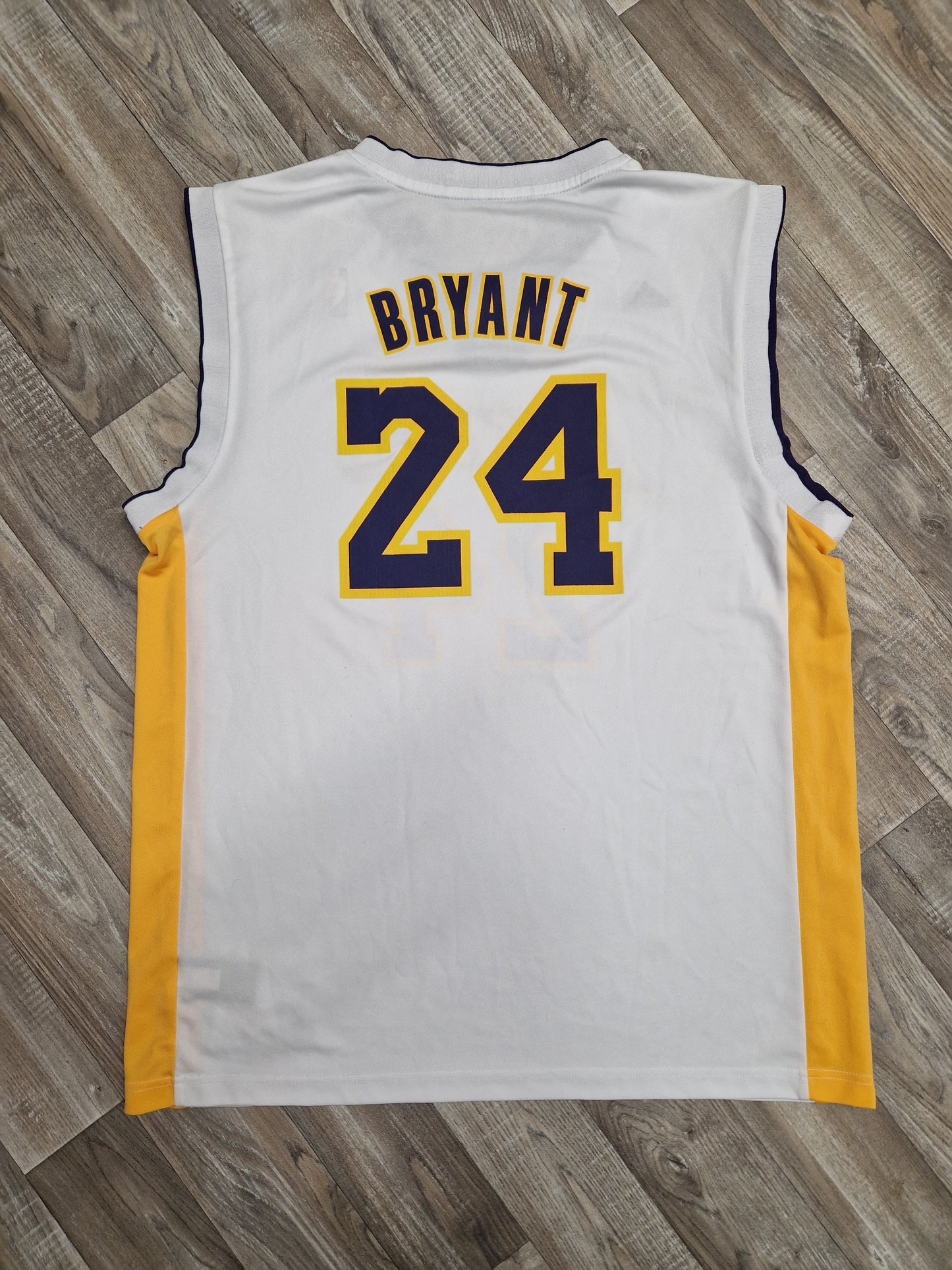 Kobe Bryant Los Angeles Lakers Jersey Size Large