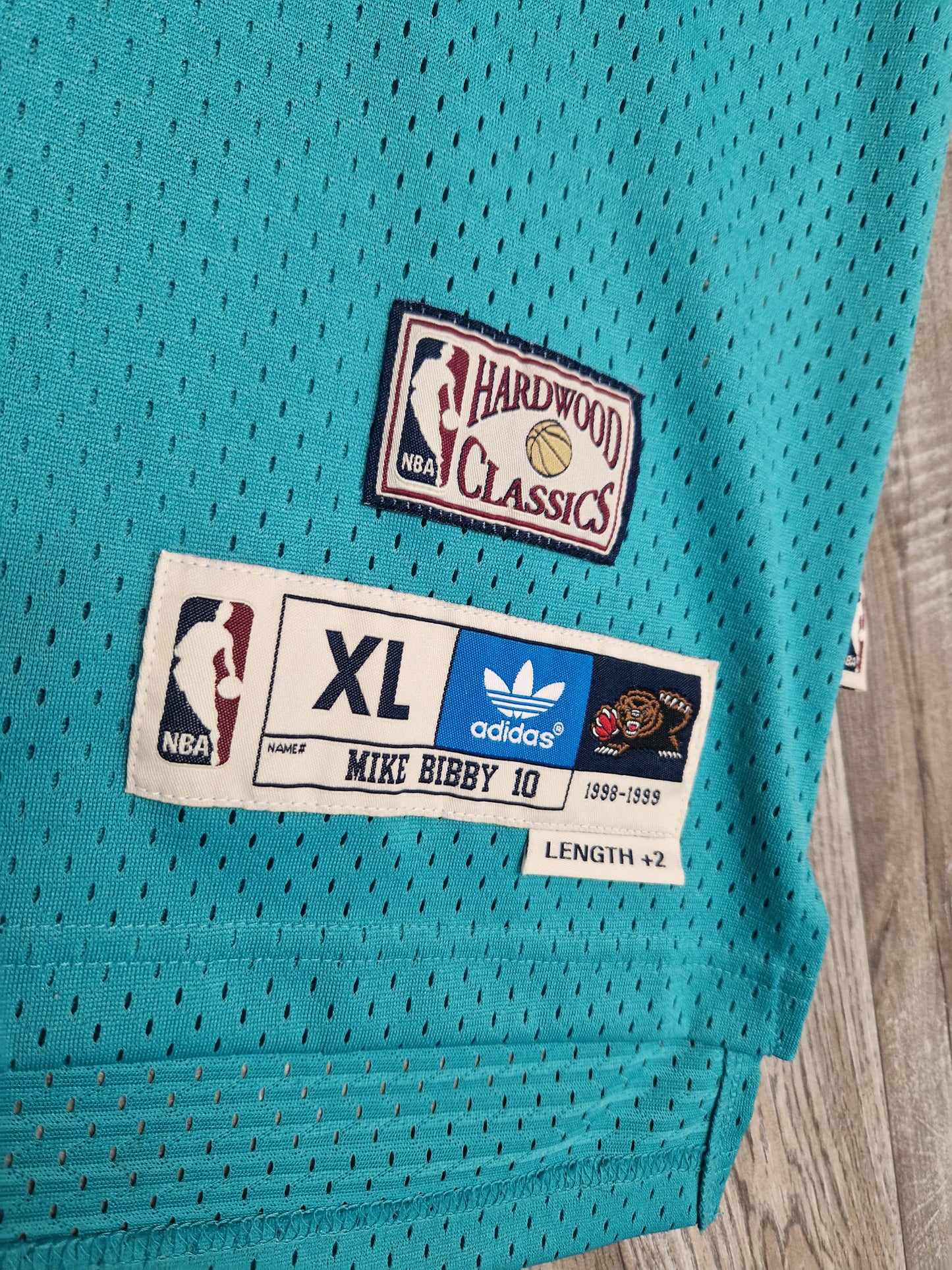 Mike Bibby Vancouver Grizzlies Jersey Size XL